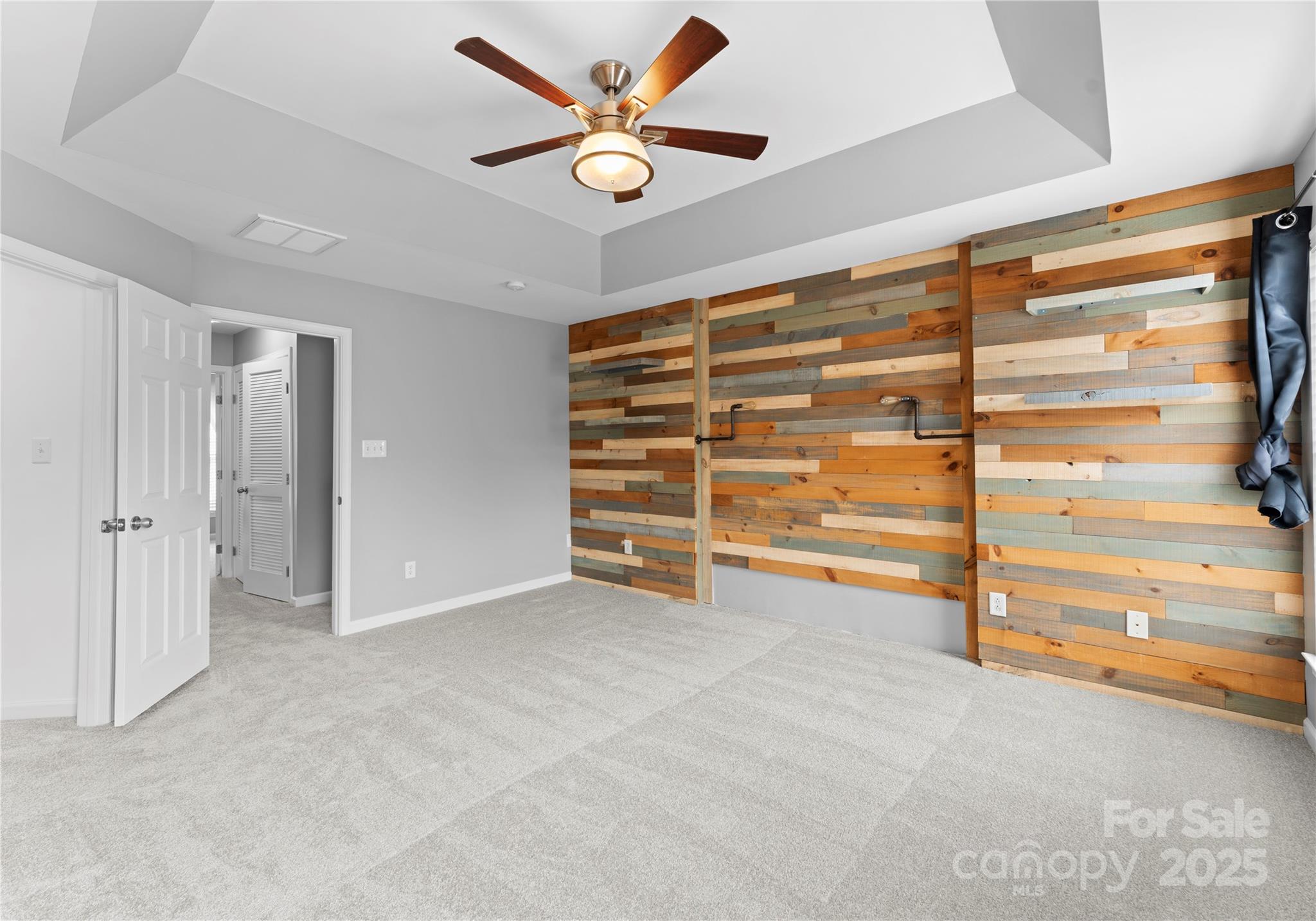 250 W Bland Street