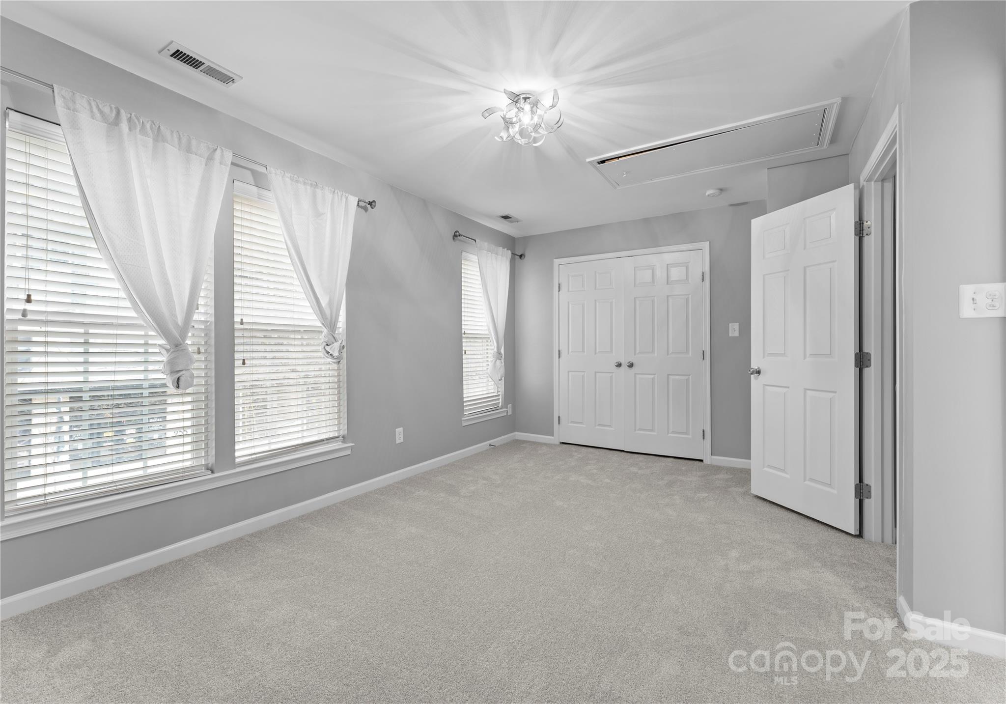 250 W Bland Street