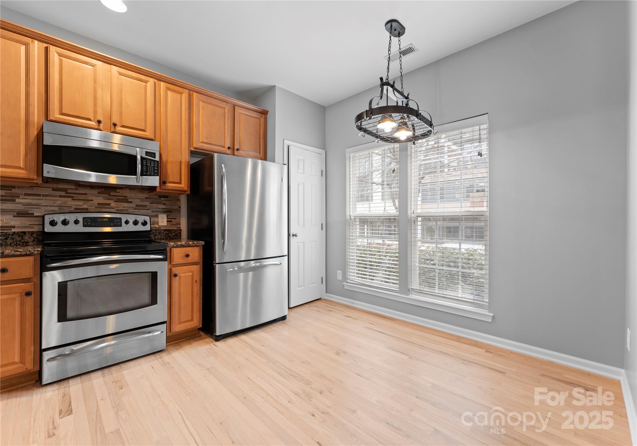 250 W Bland Street