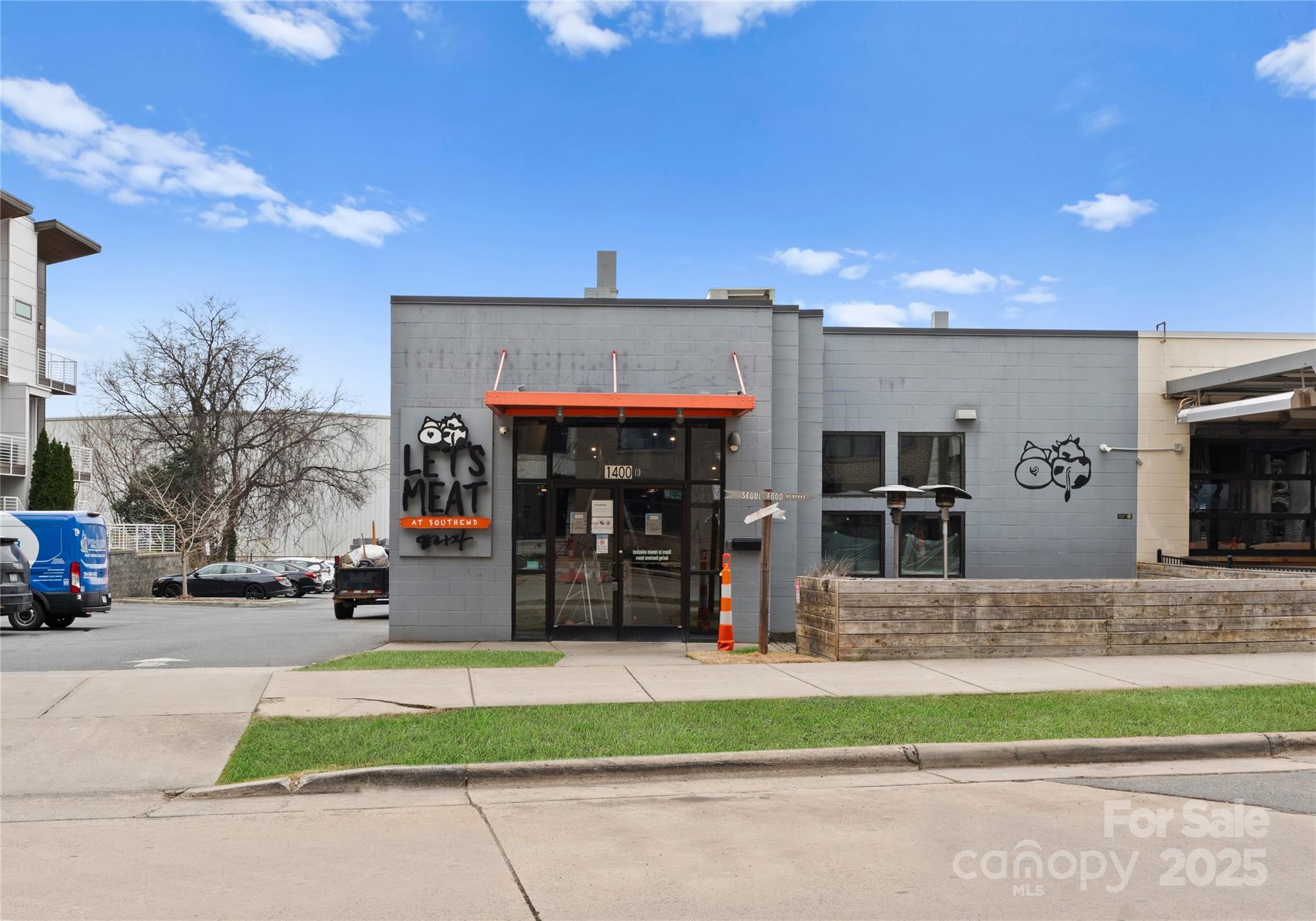 250 W Bland Street