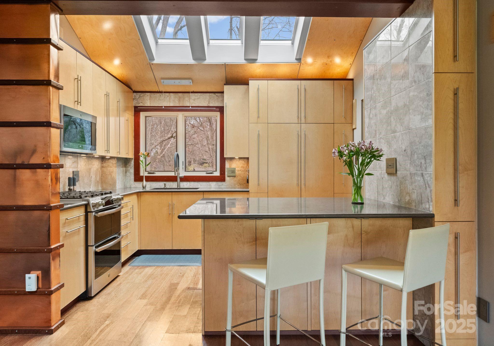 105 Hillside Drive