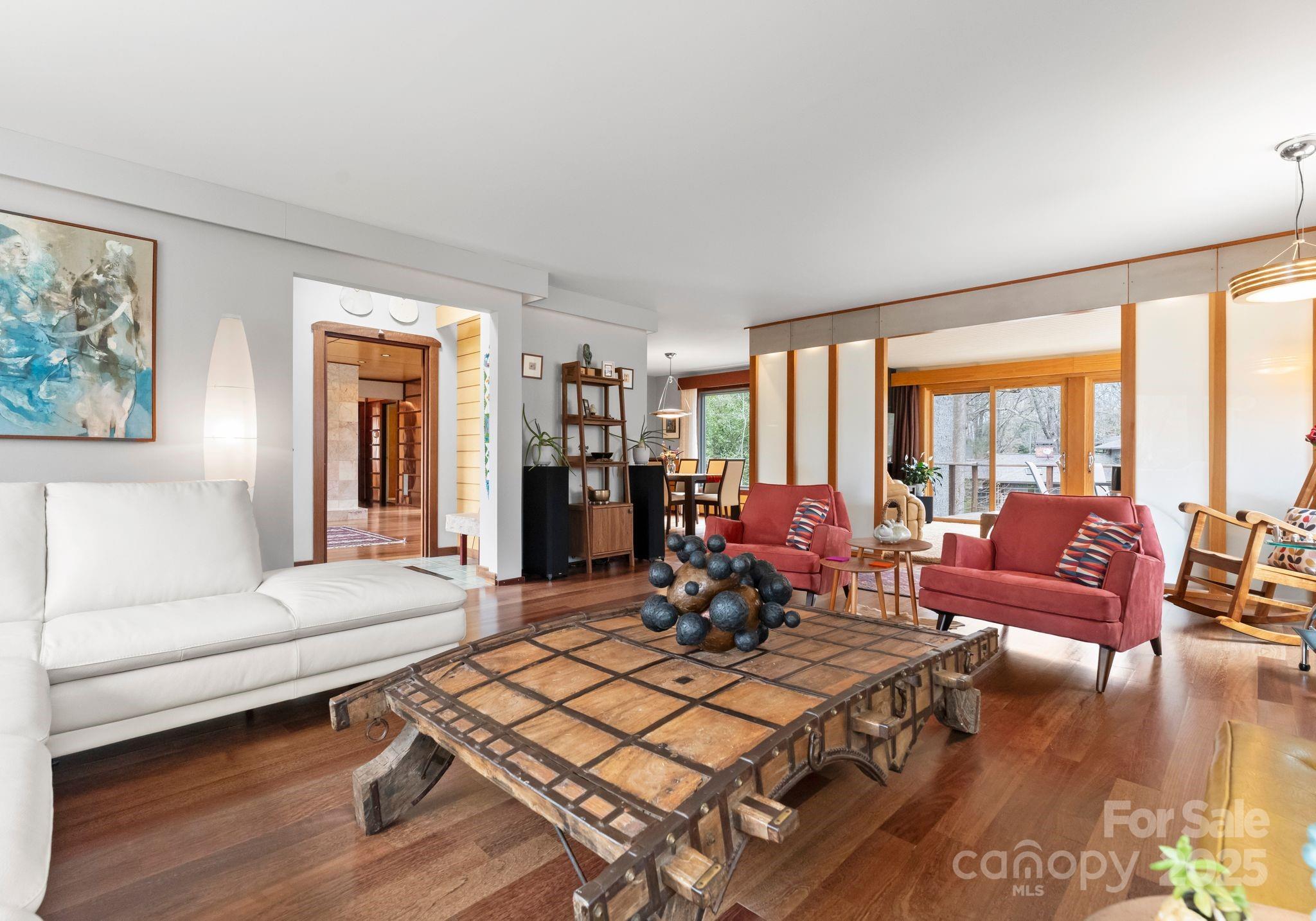 105 Hillside Drive