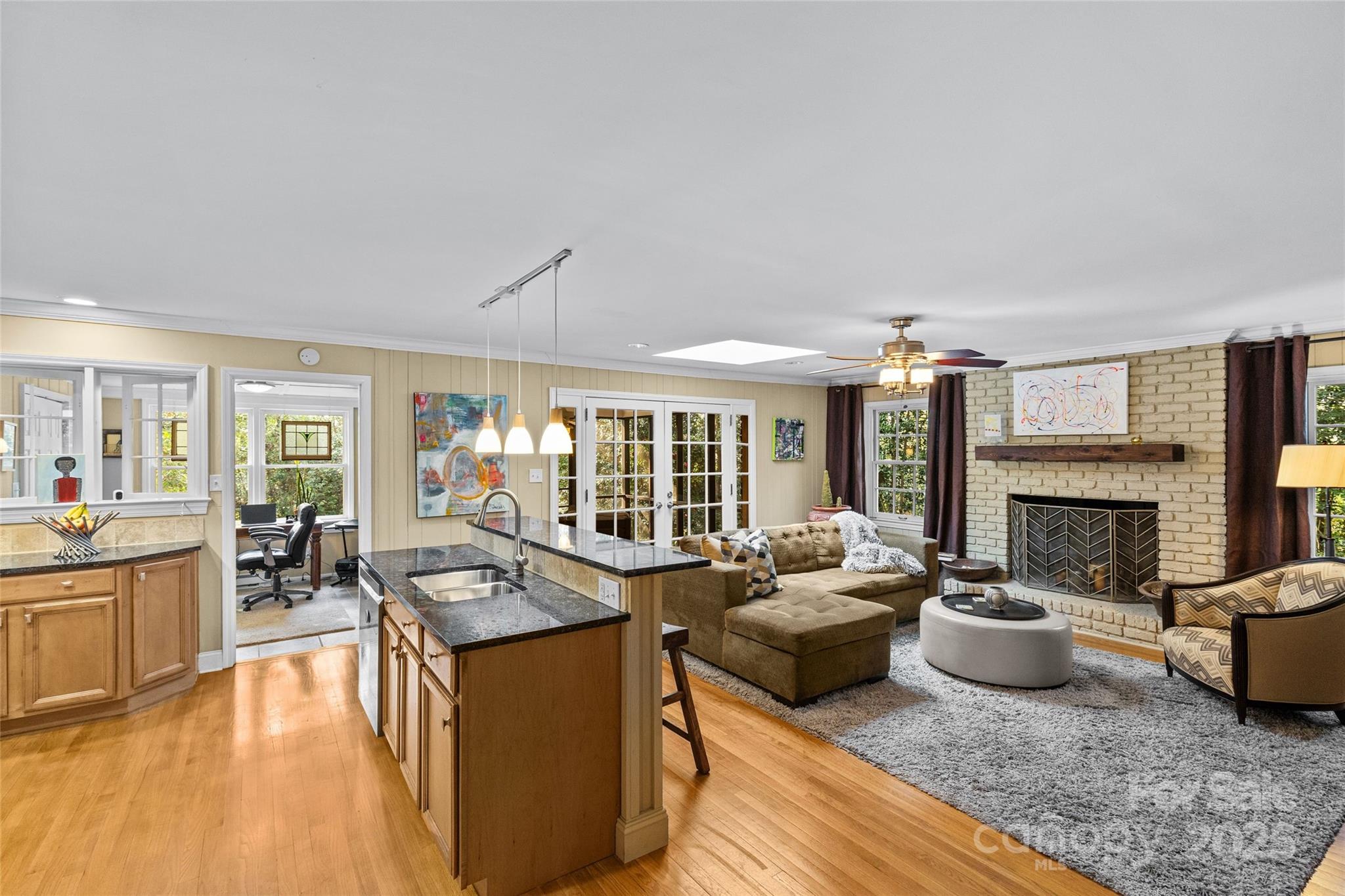 6014 Glenridge Road