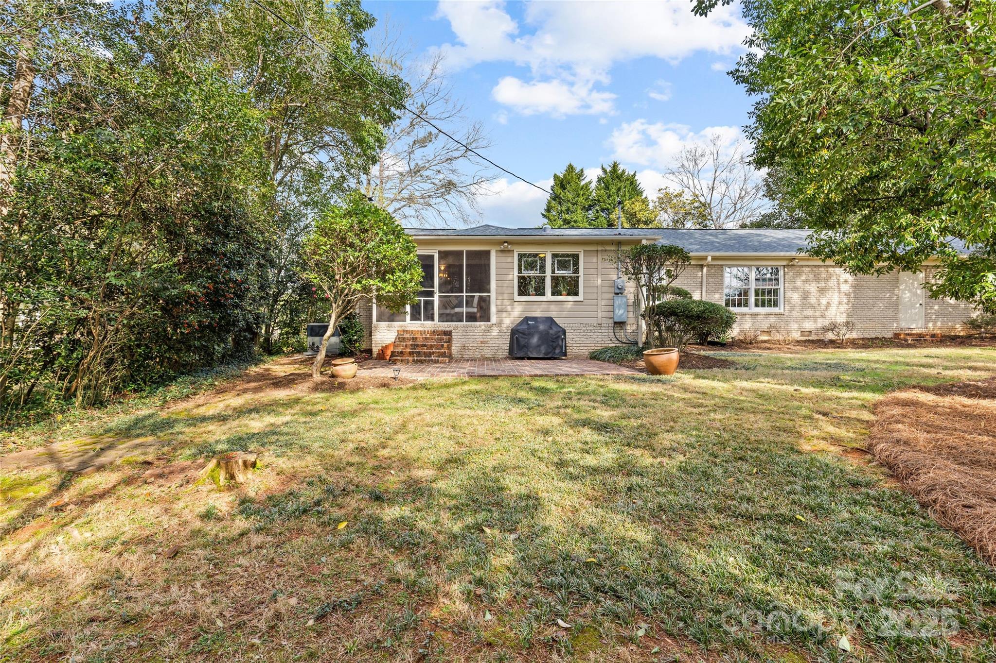 6014 Glenridge Road