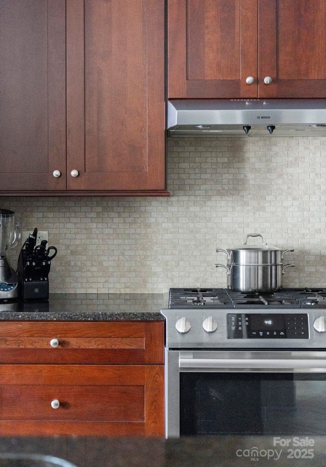 435 S Tryon Street Unit: 601