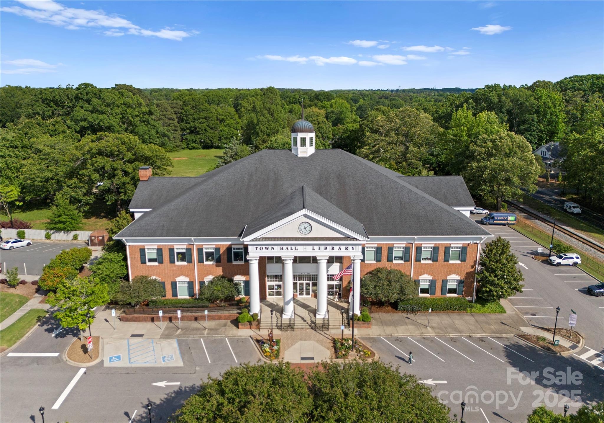 611 Meadow Lake Drive