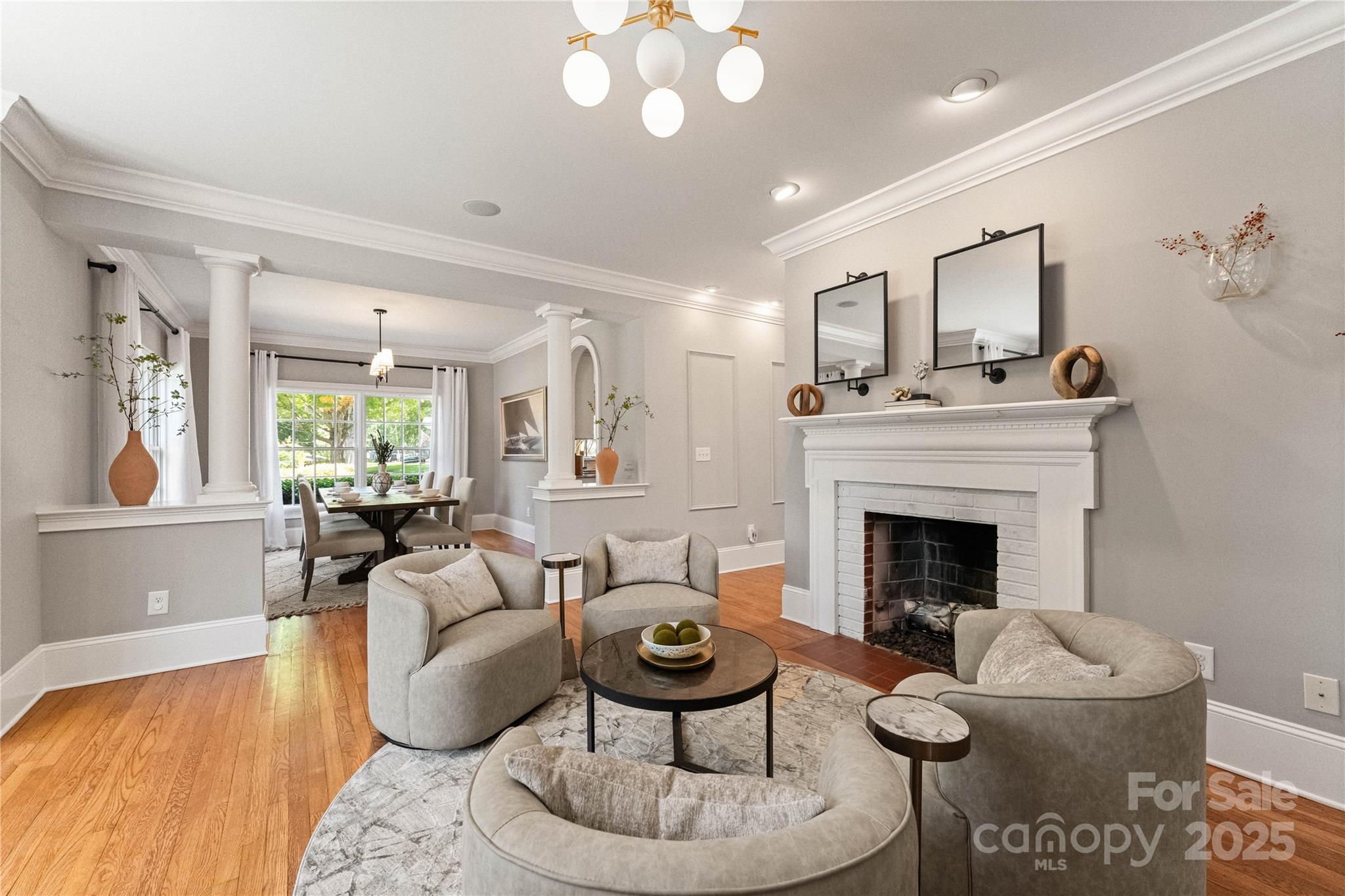 901 Hartford Avenue