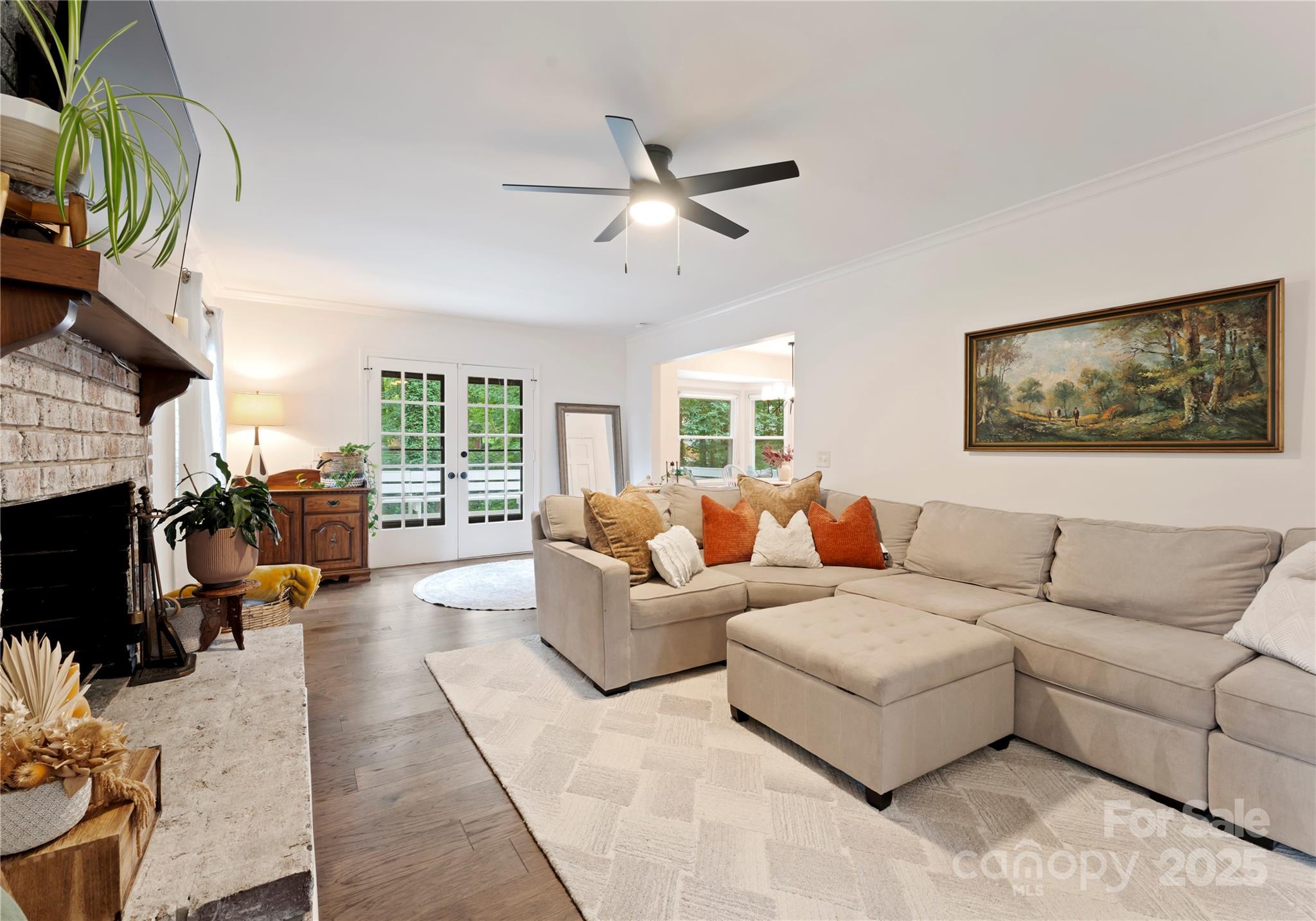 1609 Piccadilly Drive