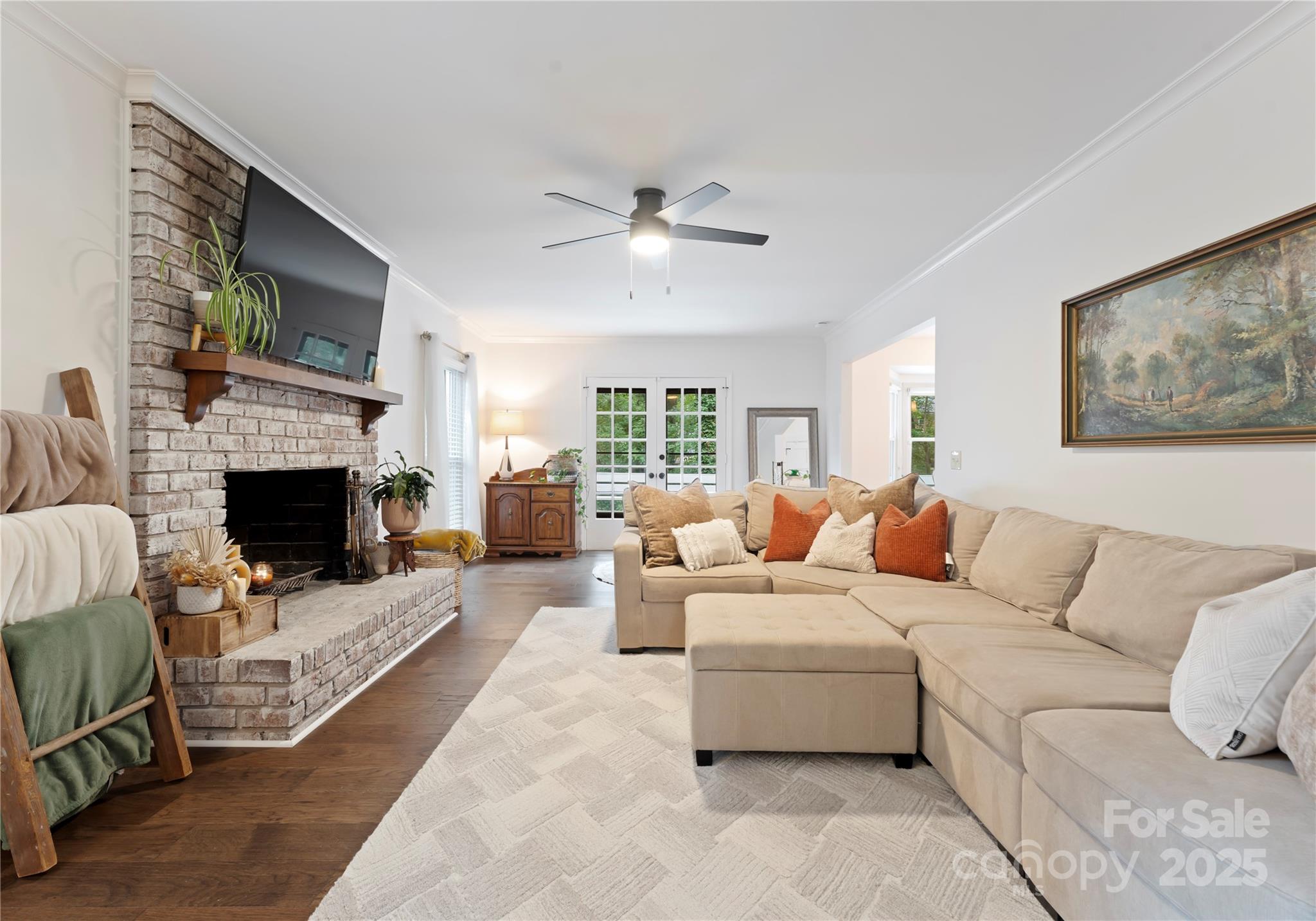 1609 Piccadilly Drive