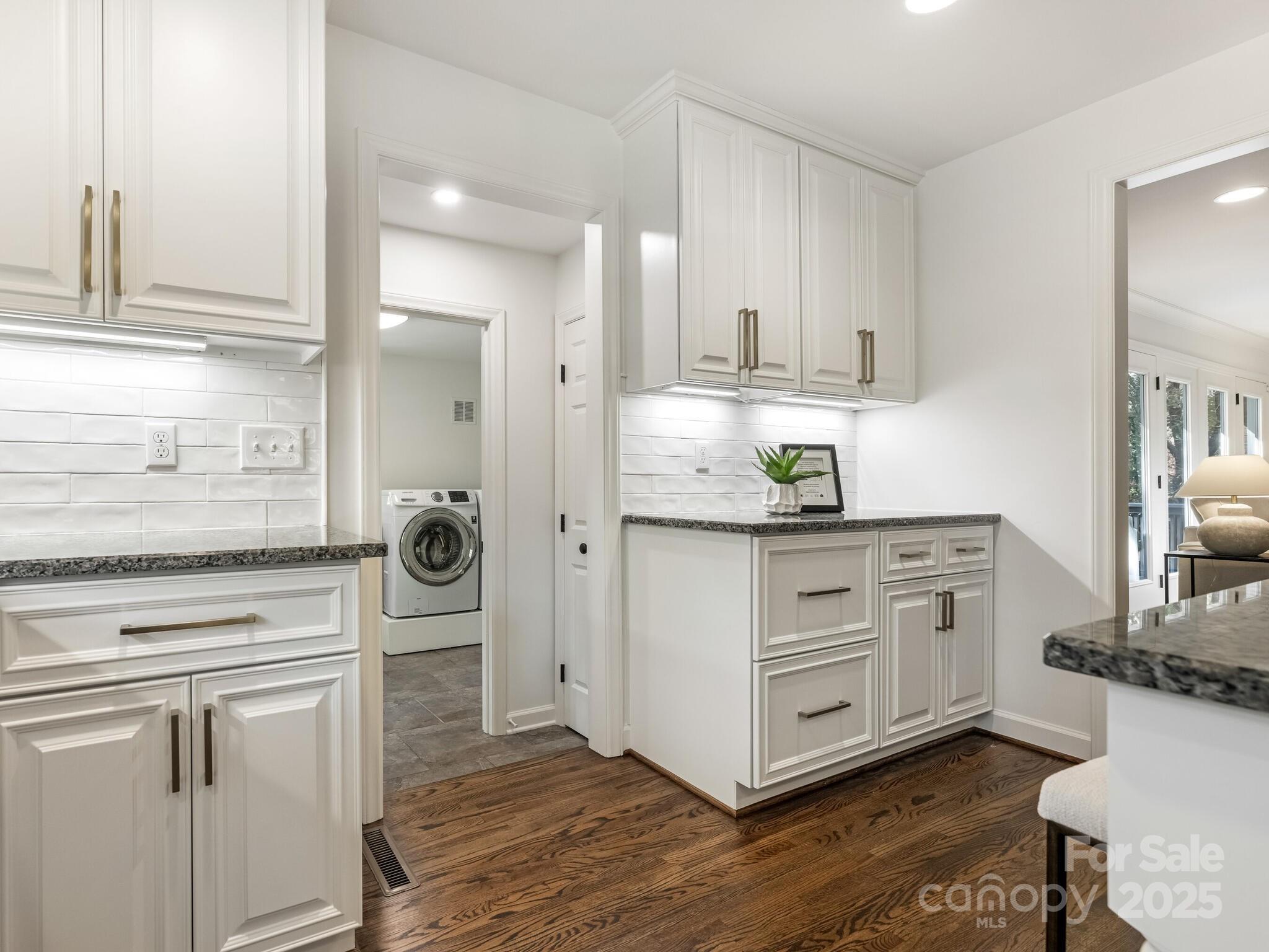 3520 Haverstick Place
