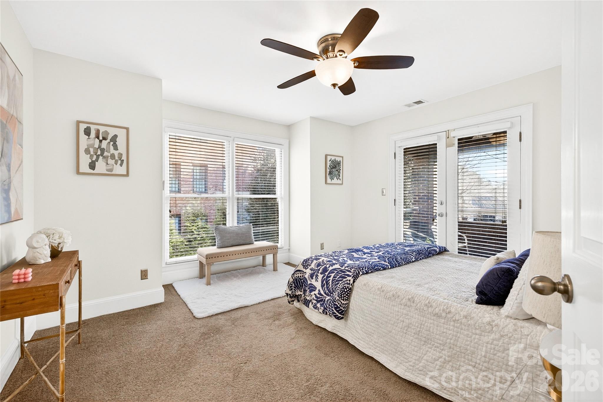2220 Roswell Avenue Unit: D