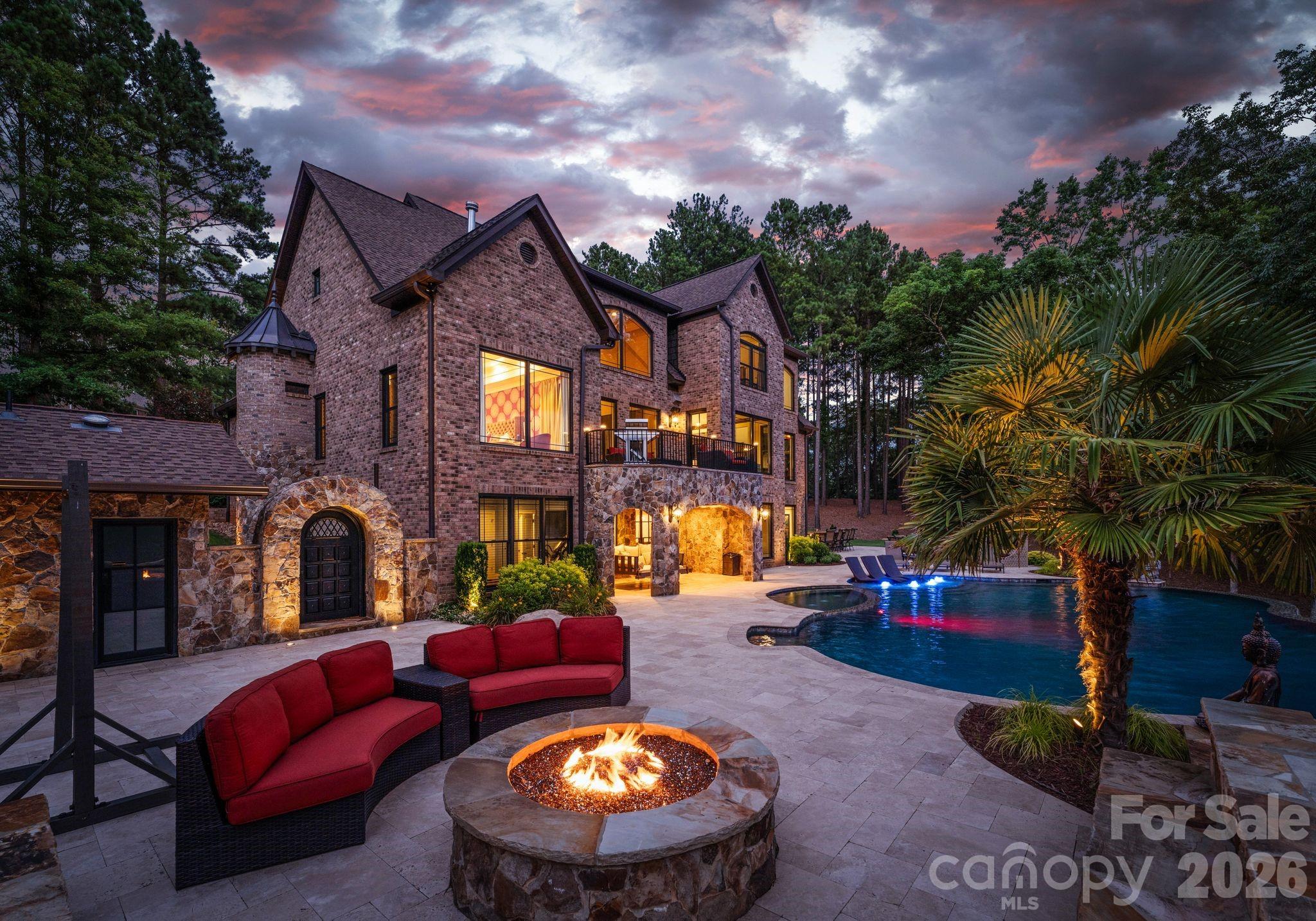 1220 Broadside Road