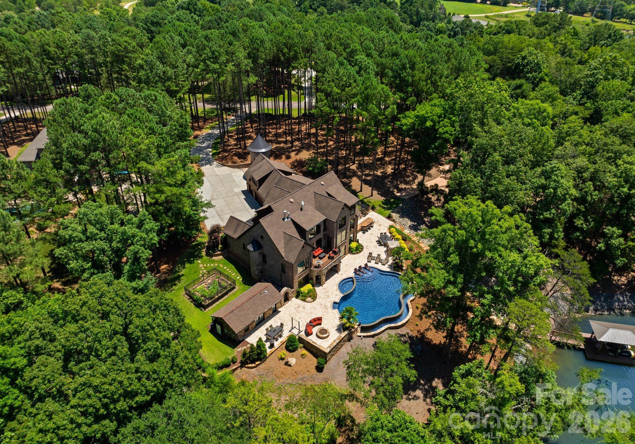 1220 Broadside Road