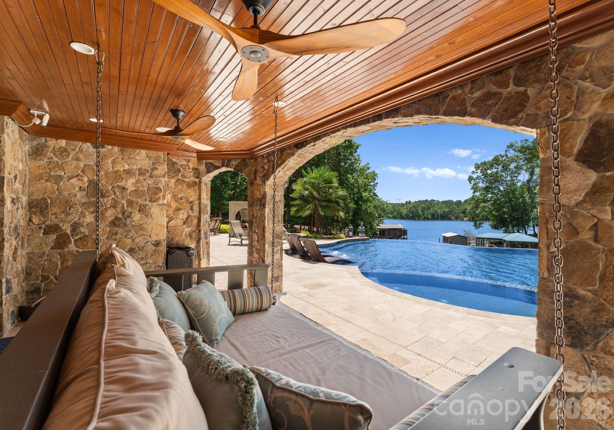 1220 Broadside Road