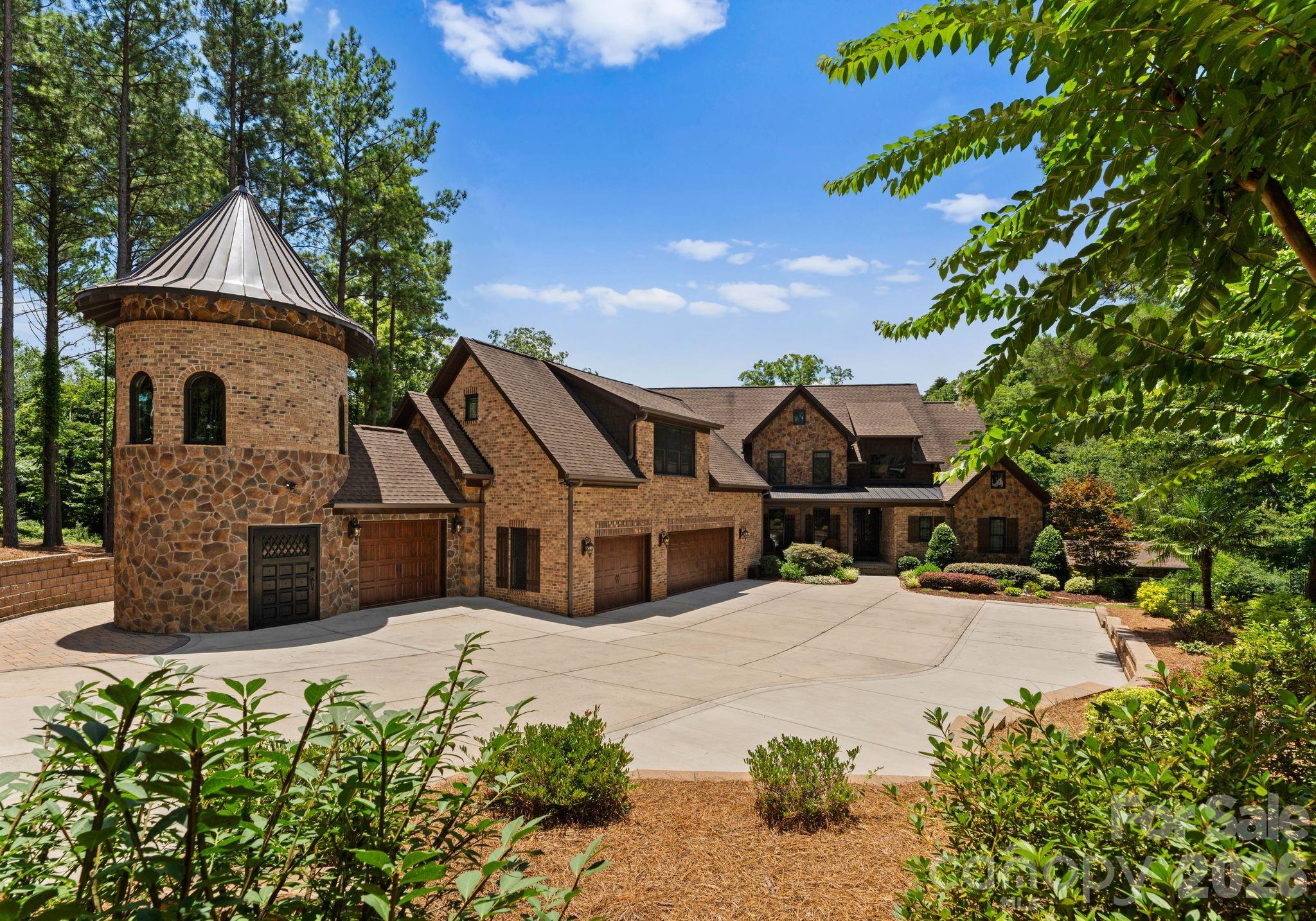 1220 Broadside Road