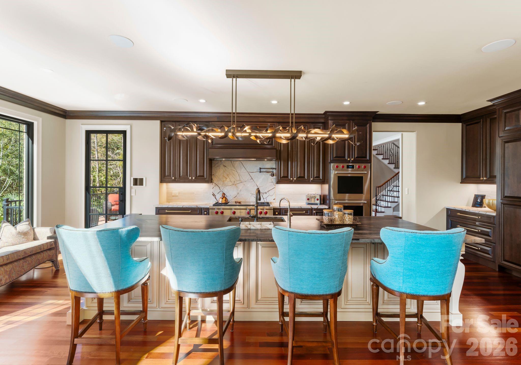 1220 Broadside Road