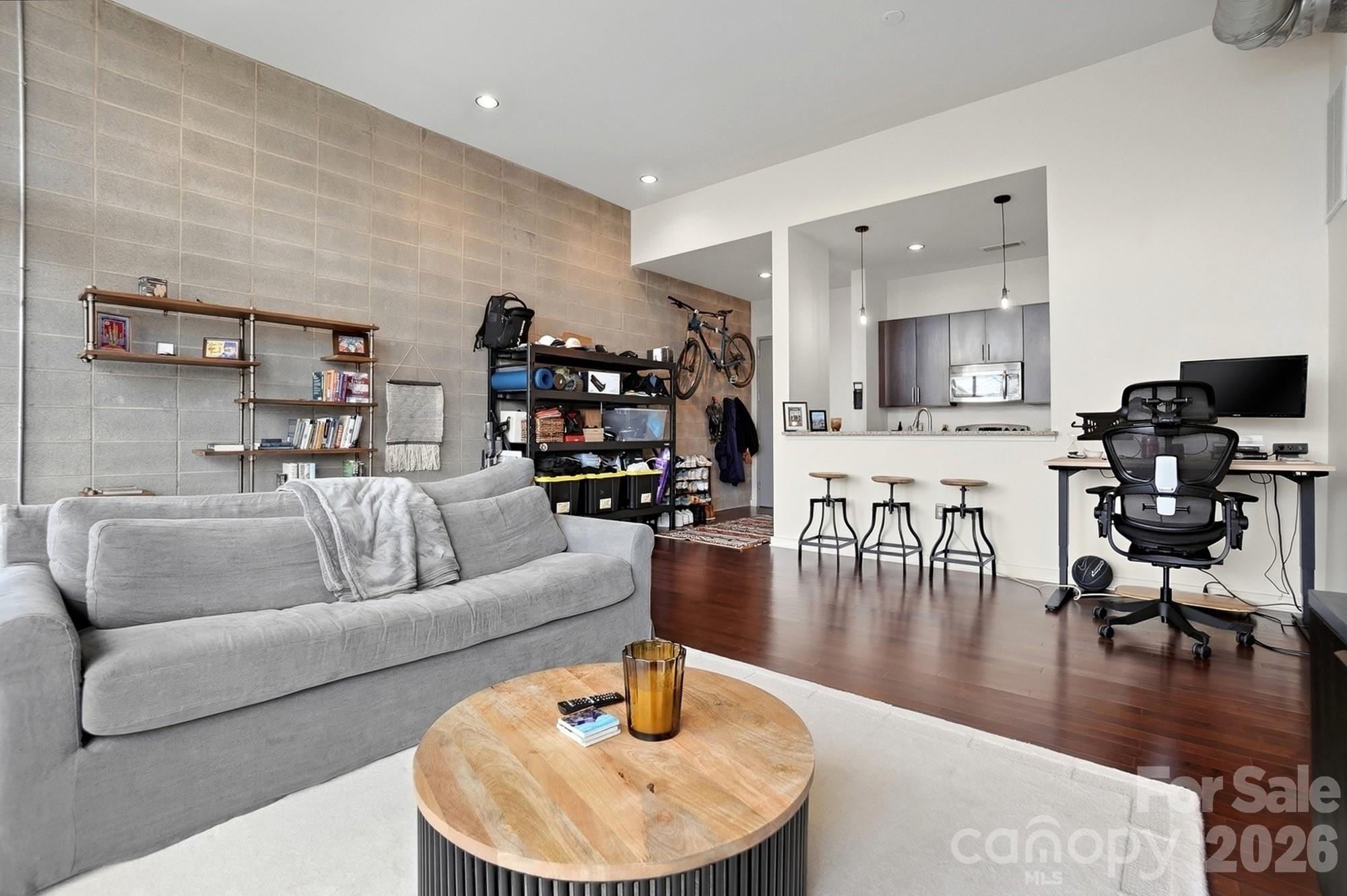 2116 McClintock Road Unit: 221