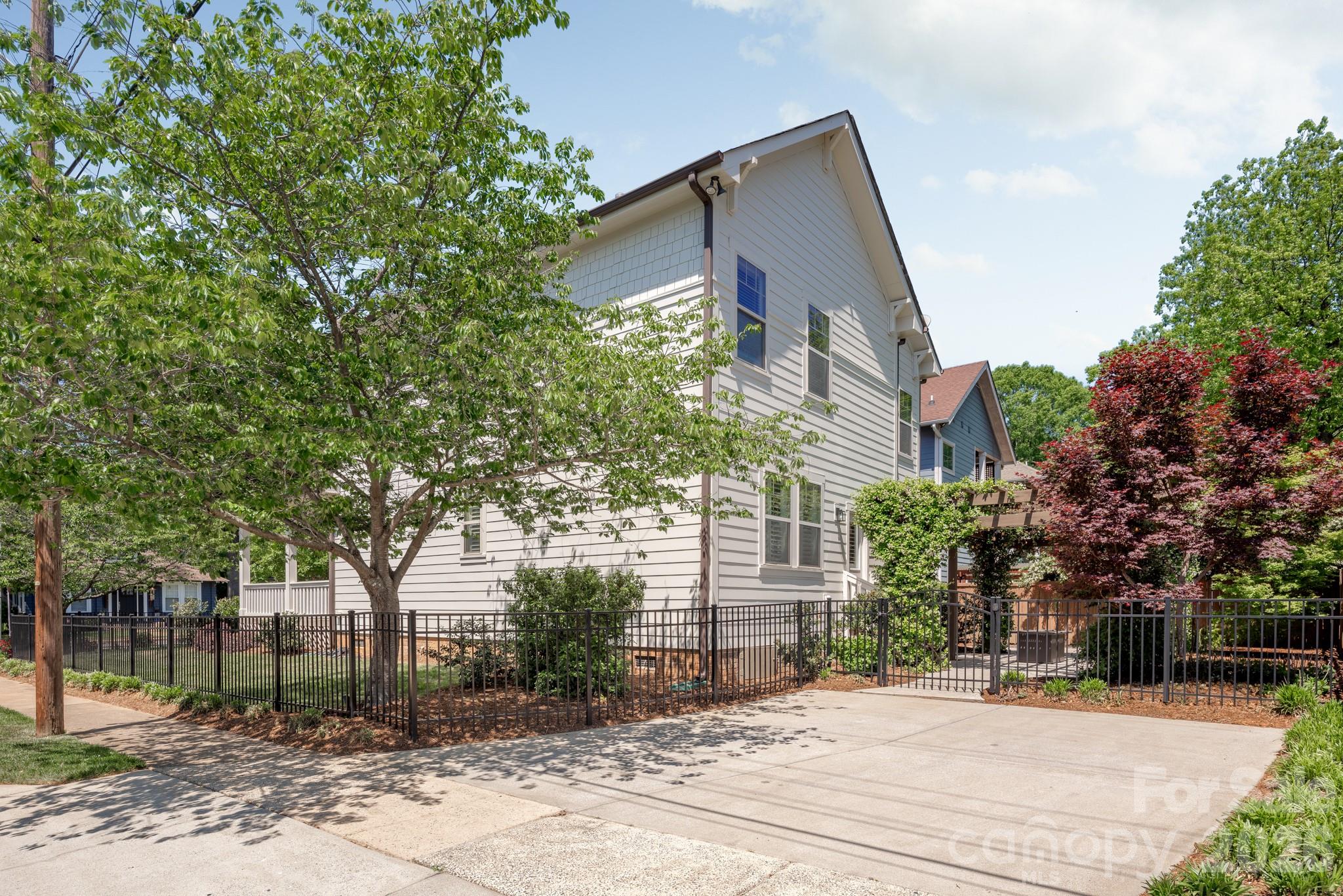 3400 Holt Street