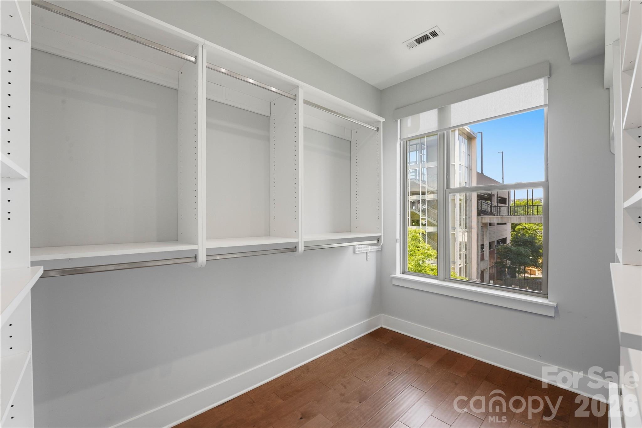 211 Doggett Street