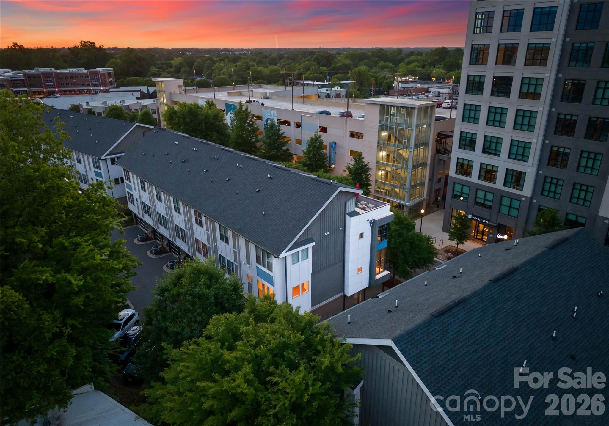 211 Doggett Street