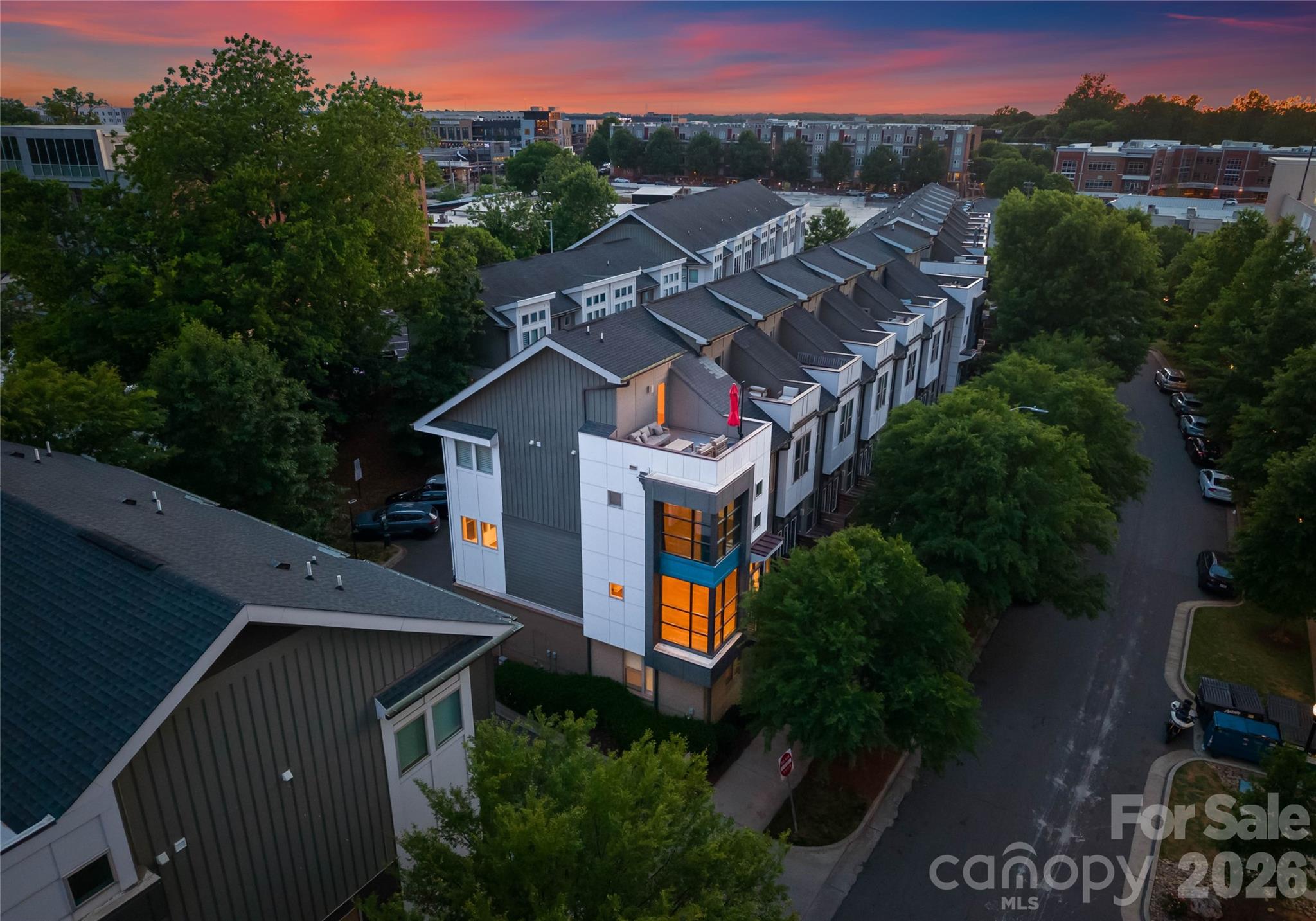 211 Doggett Street