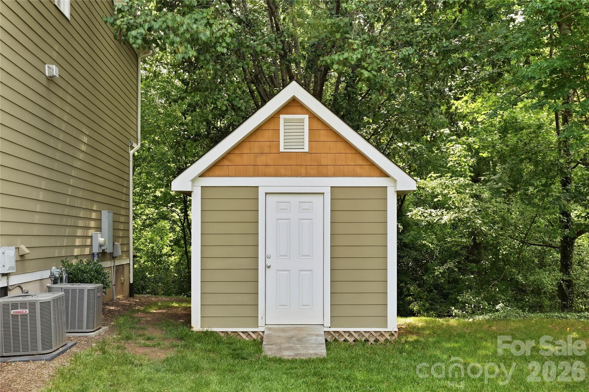1234 Ivey Drive
