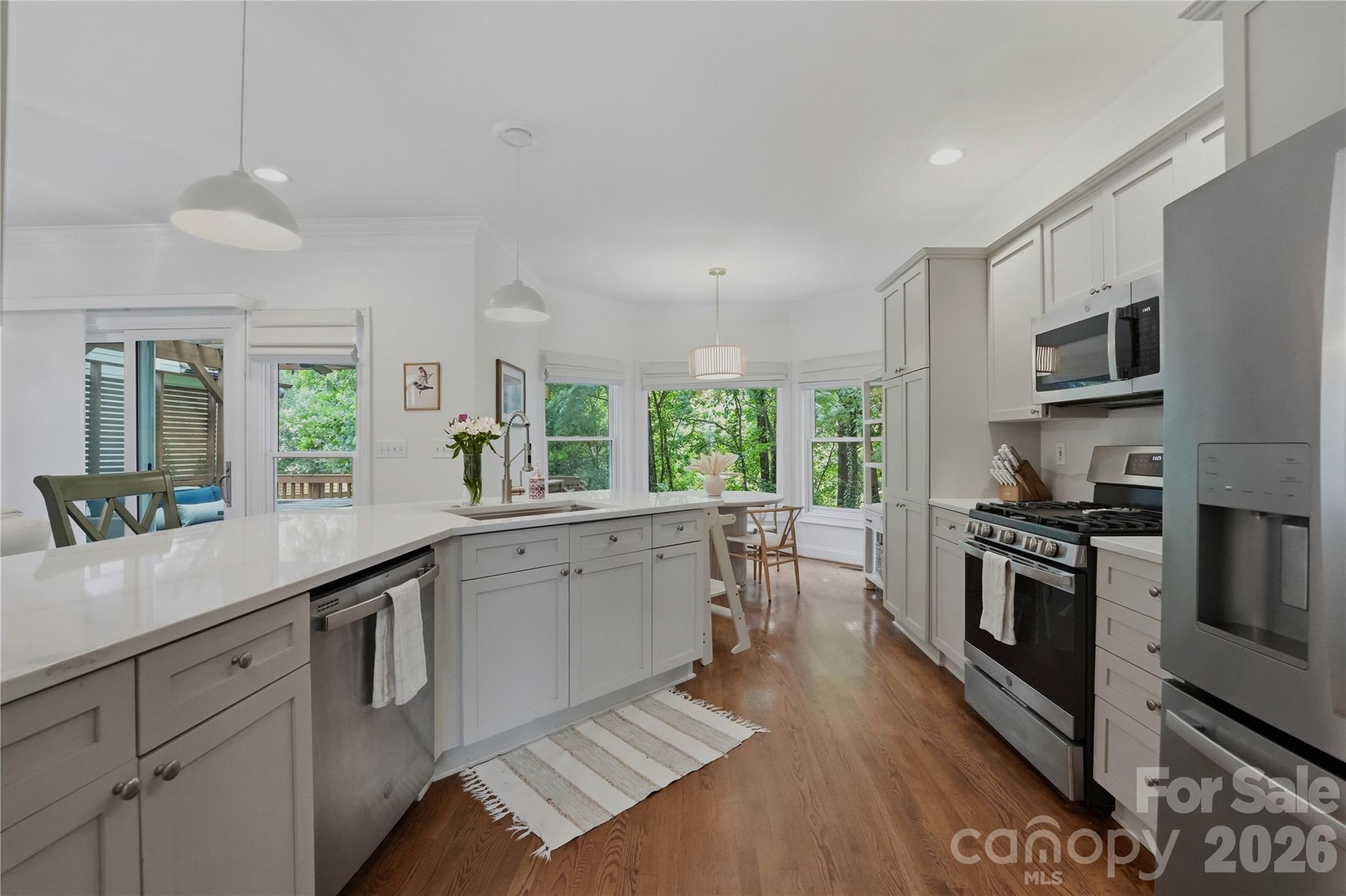 1234 Ivey Drive