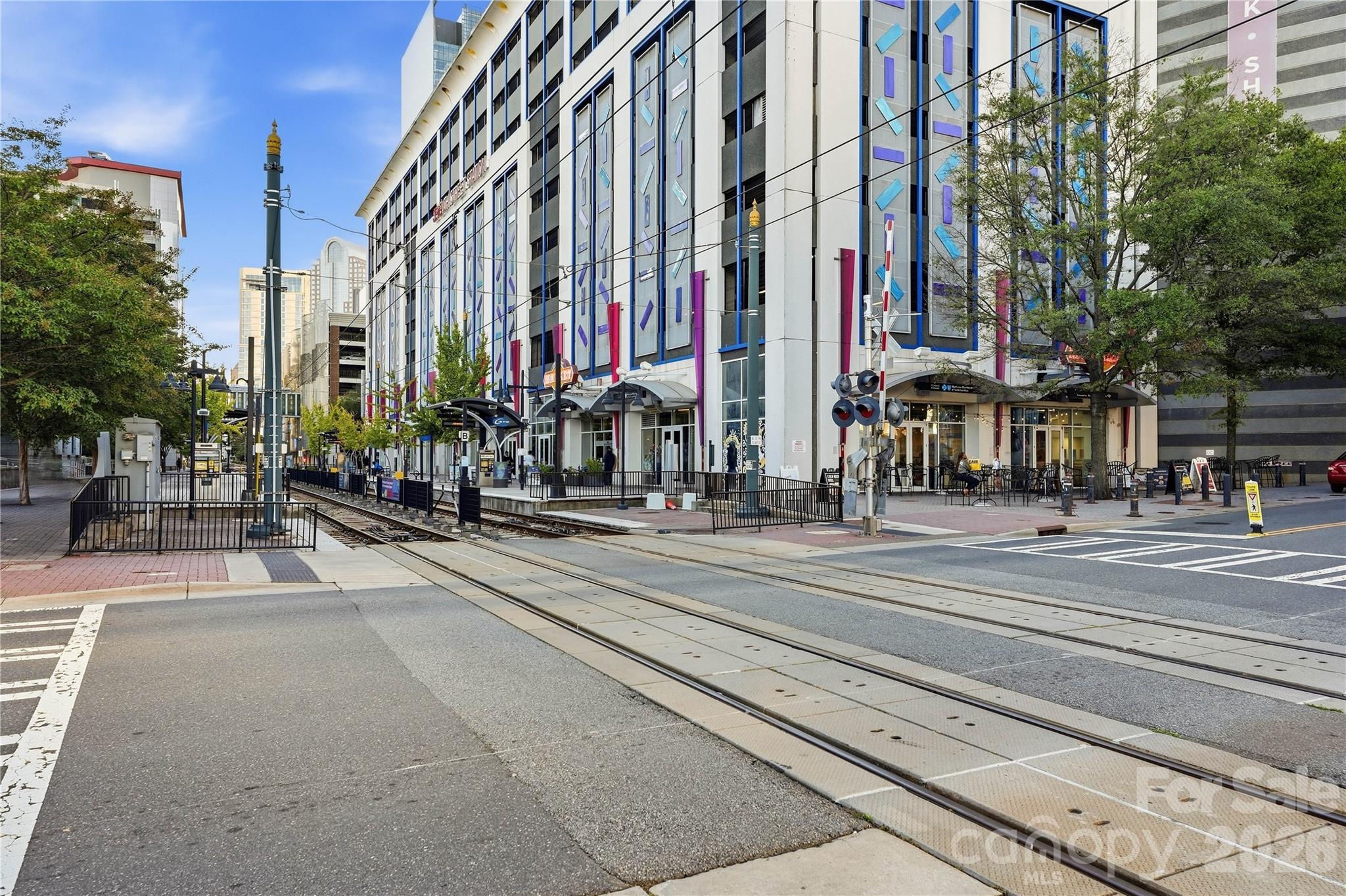 505 E 6th Street Unit: 1406