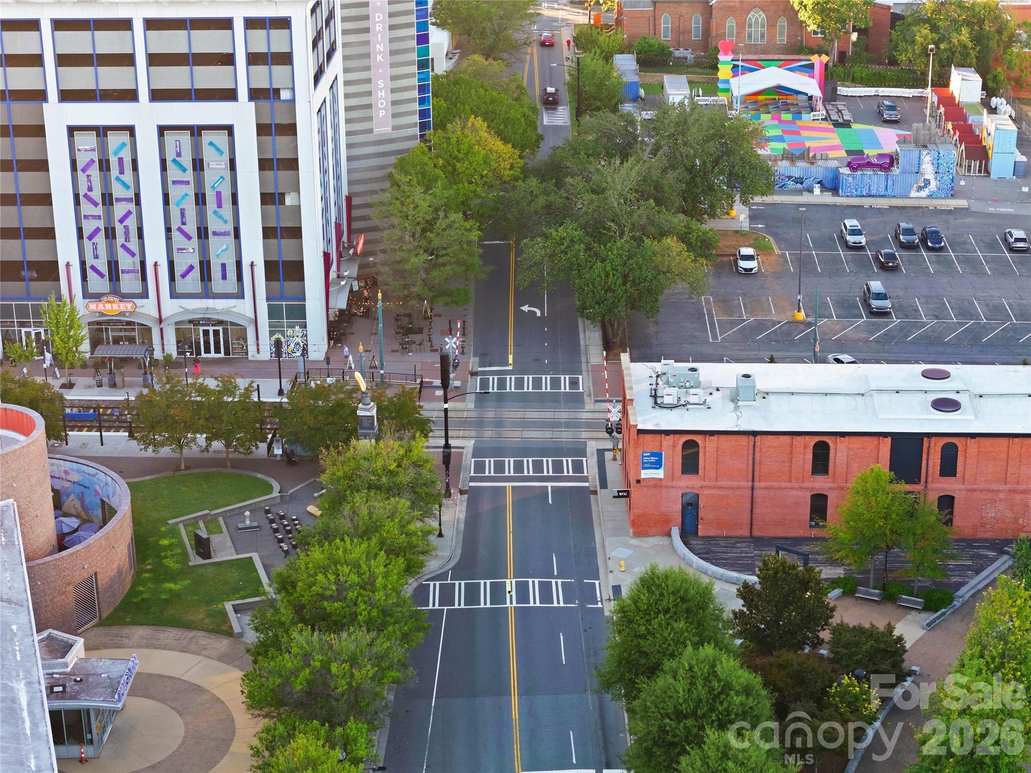505 E 6th Street Unit: 1406