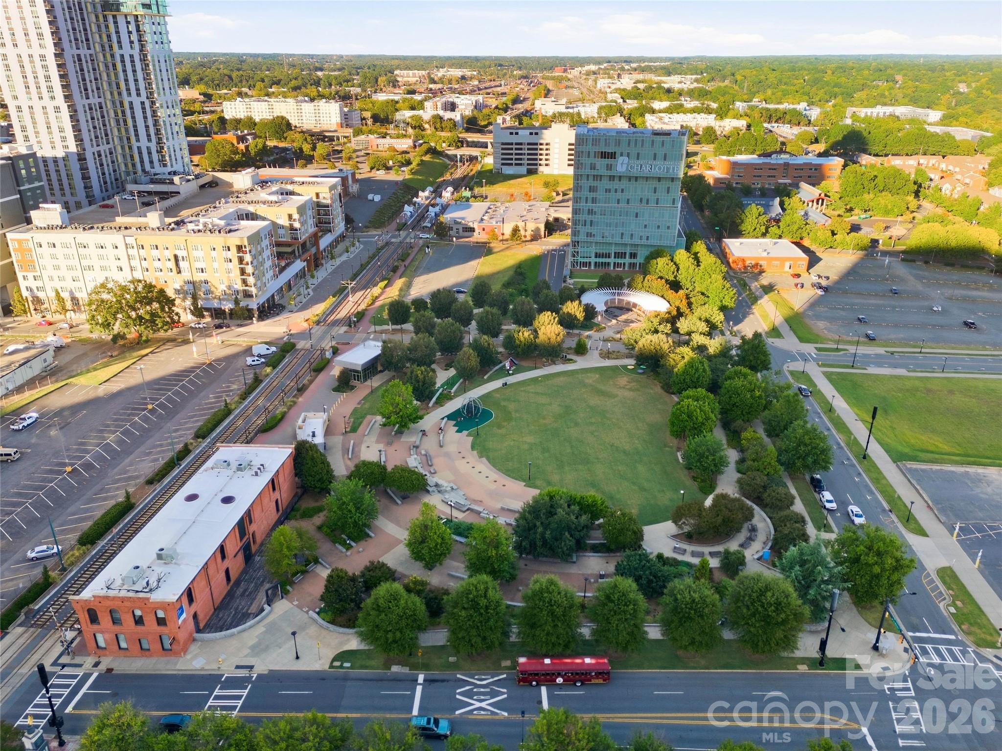 505 E 6th Street Unit: 1406