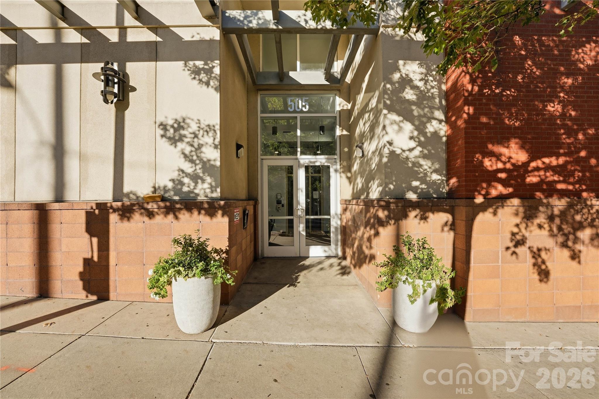 505 E 6th Street Unit: 1406