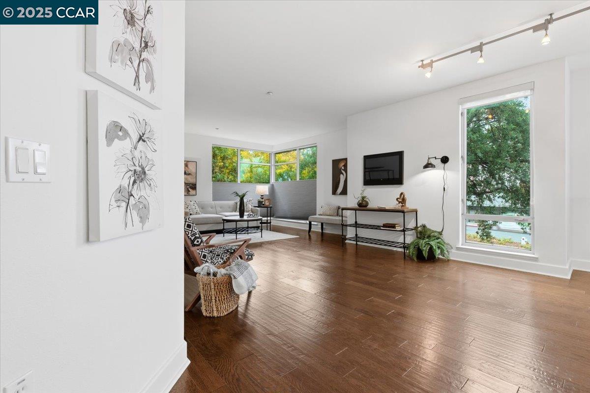 555 Ygnacio Valley Rd # 204