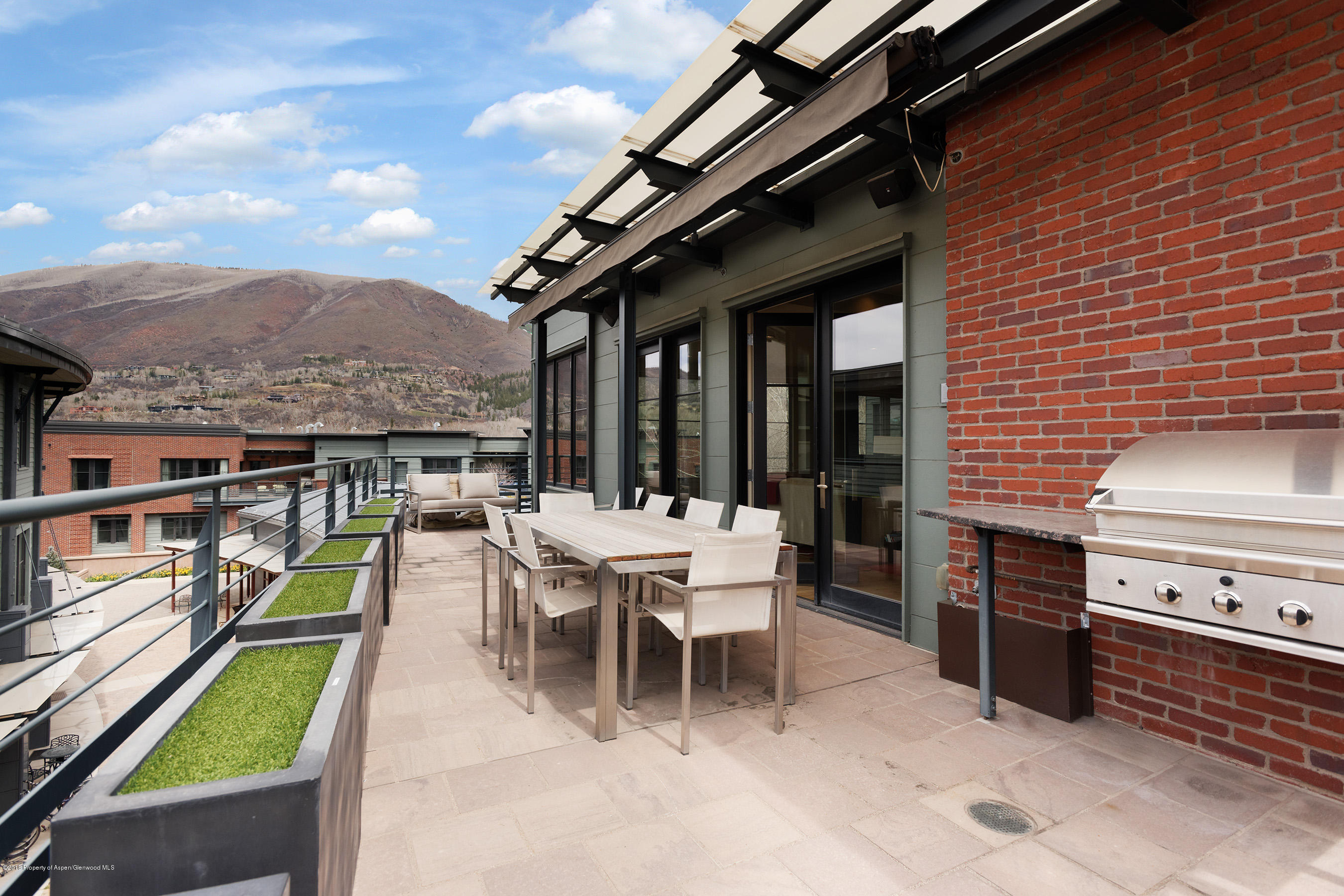 102 Founders Place, 301