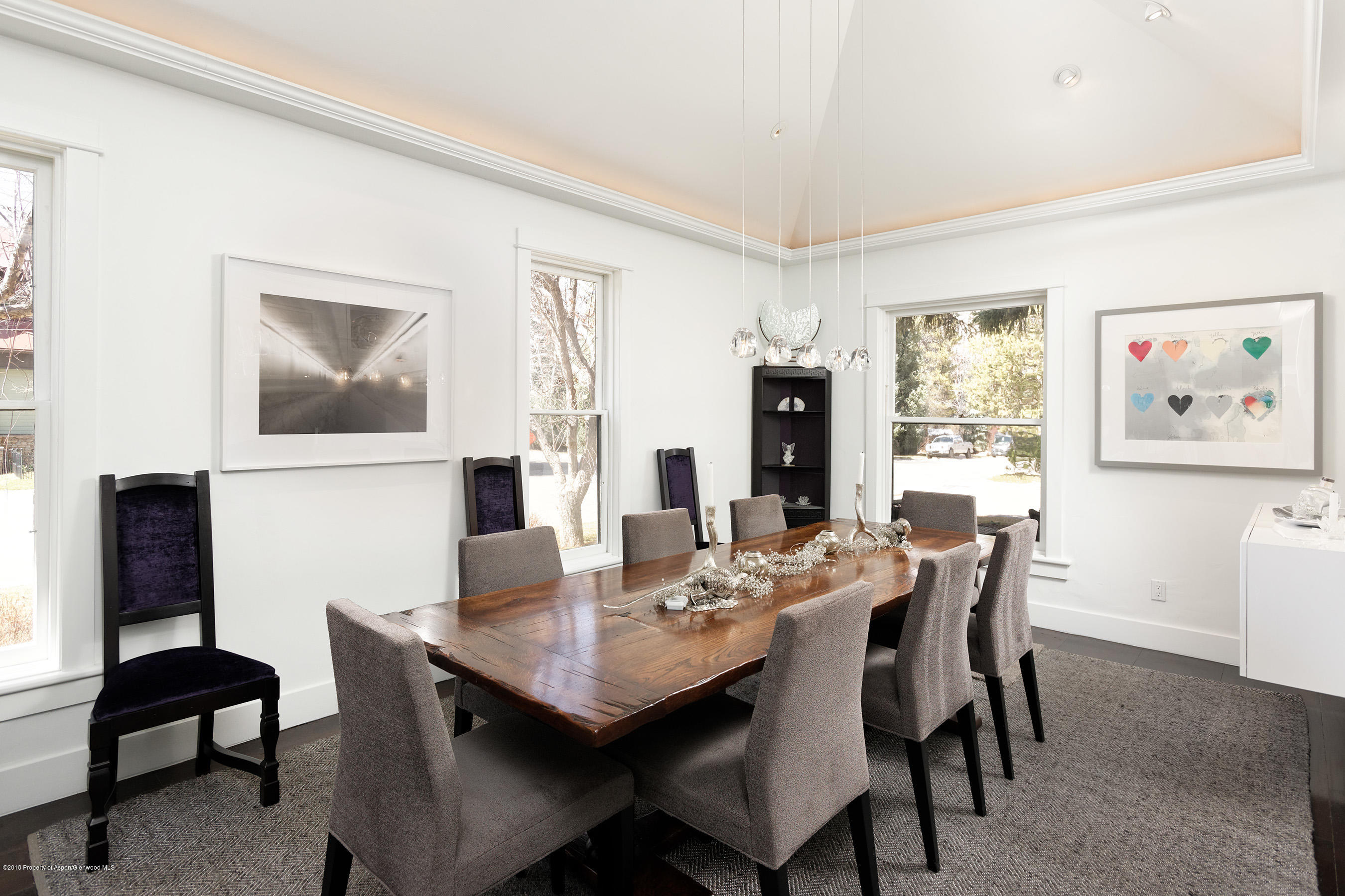 533 W Francis Street