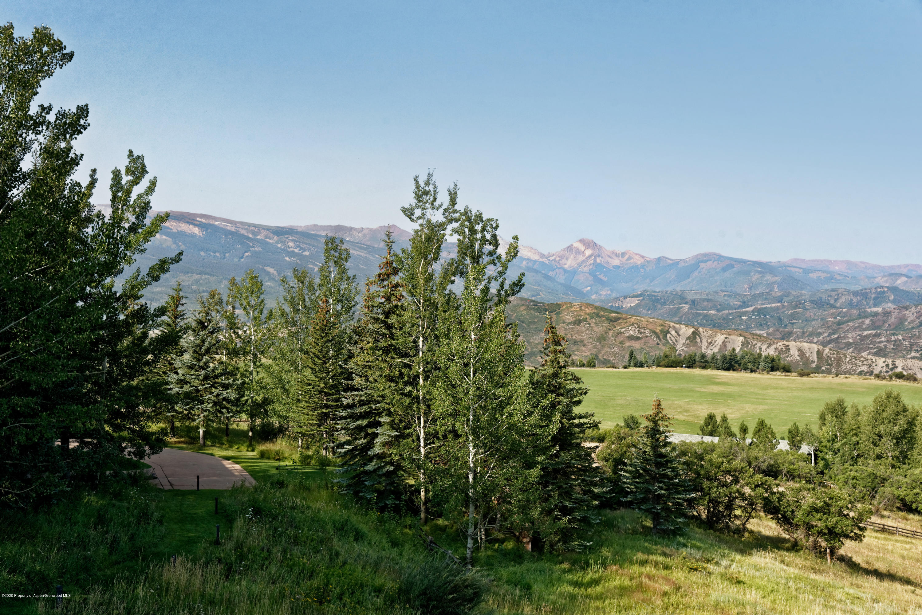 565 N Starwood Drive