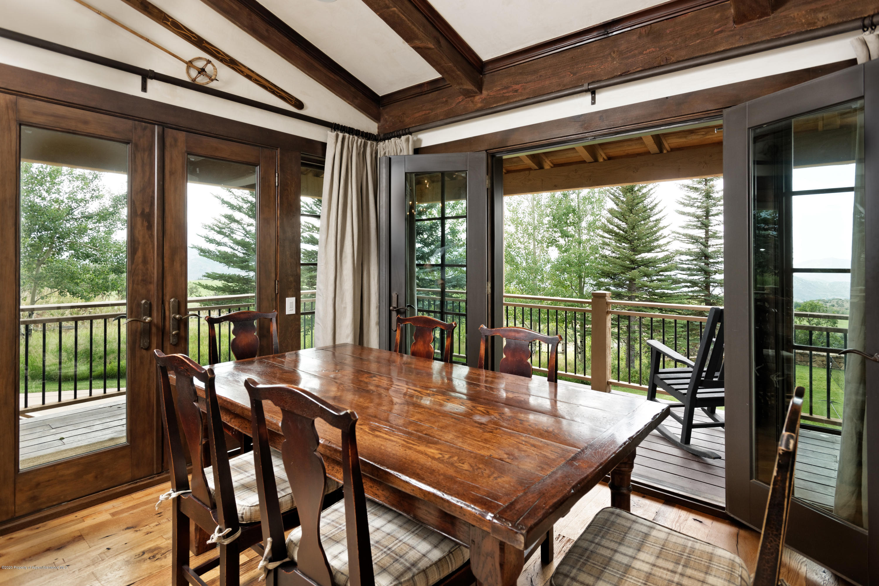 565 N Starwood Drive