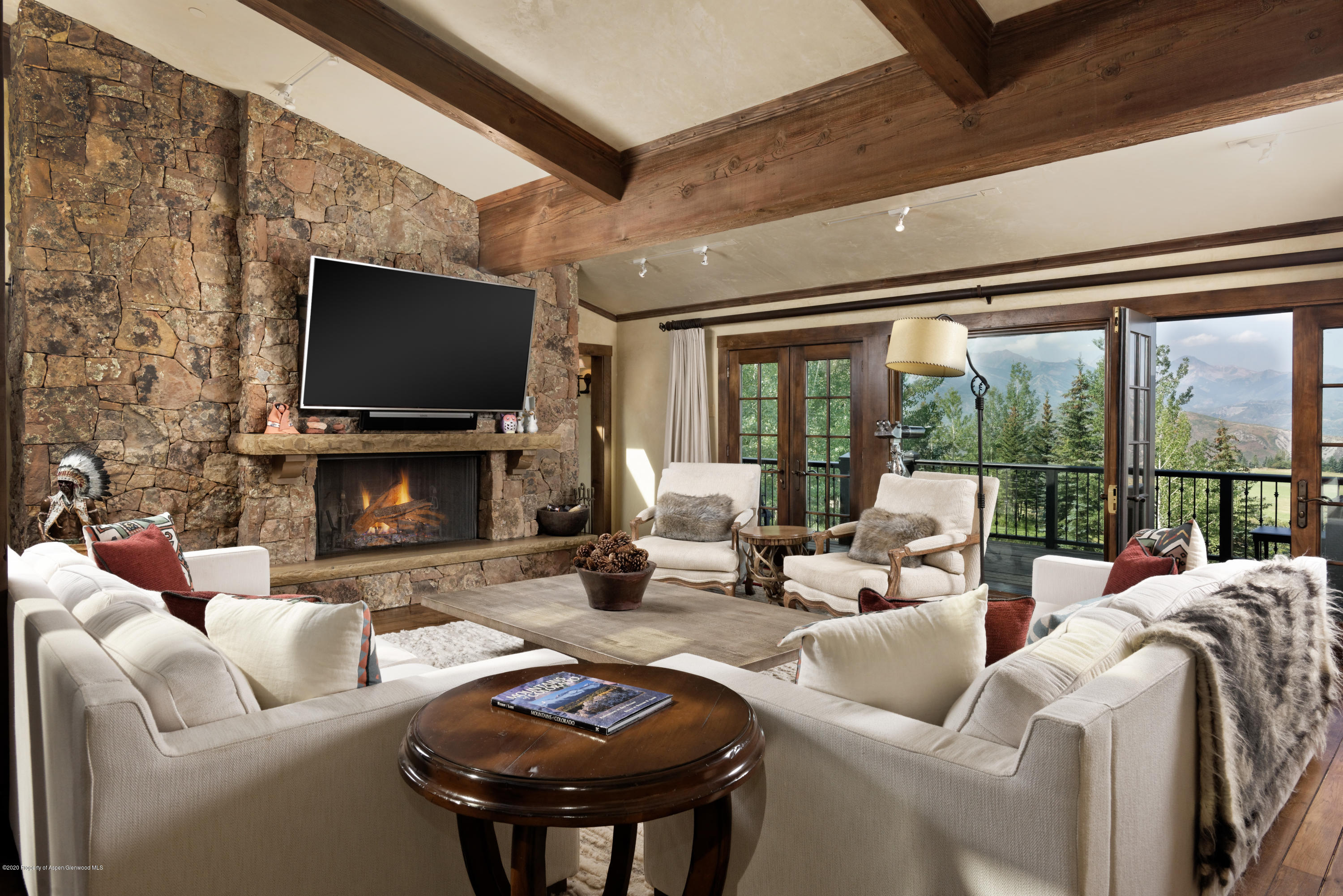 565 N Starwood Drive