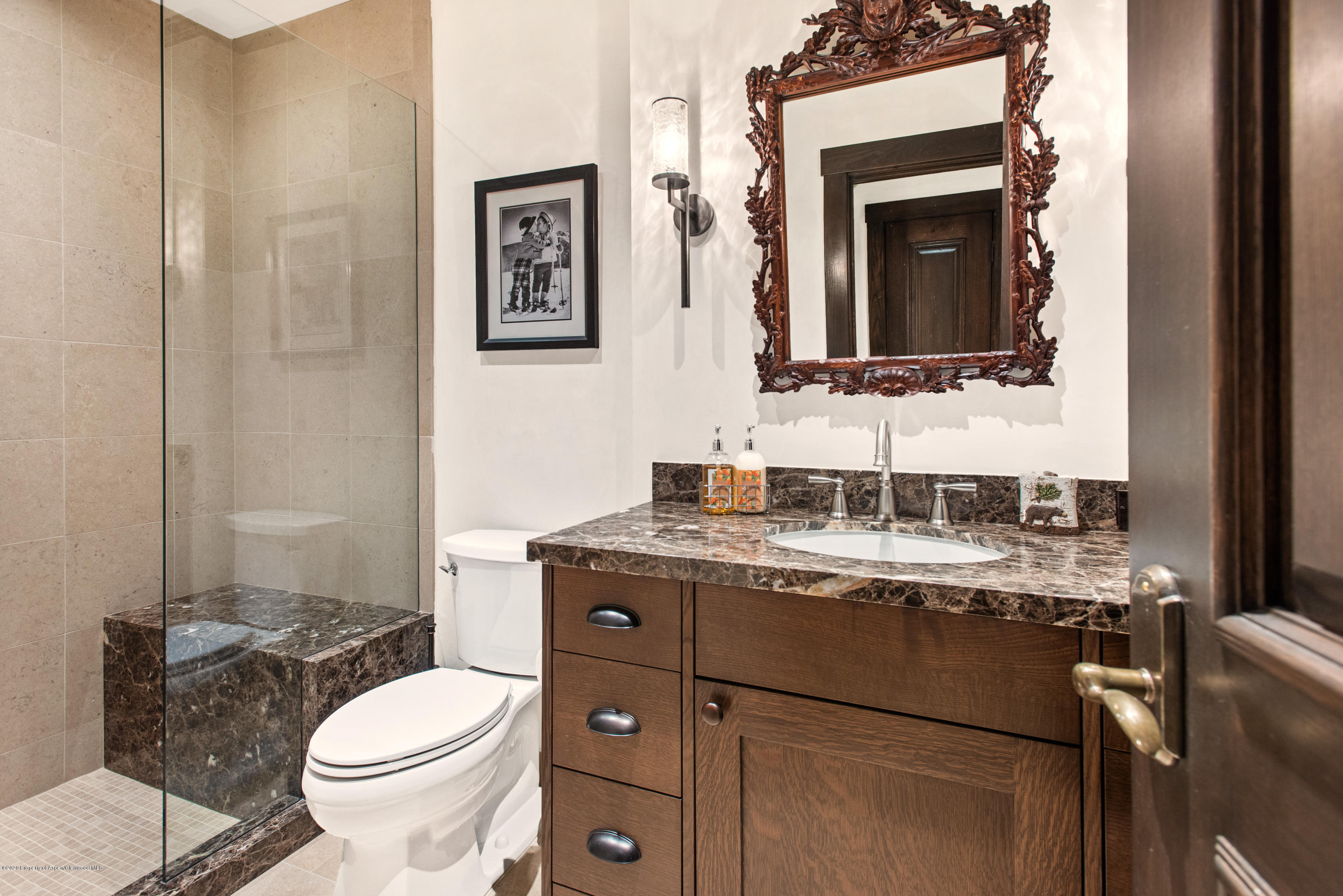 565 N Starwood Drive