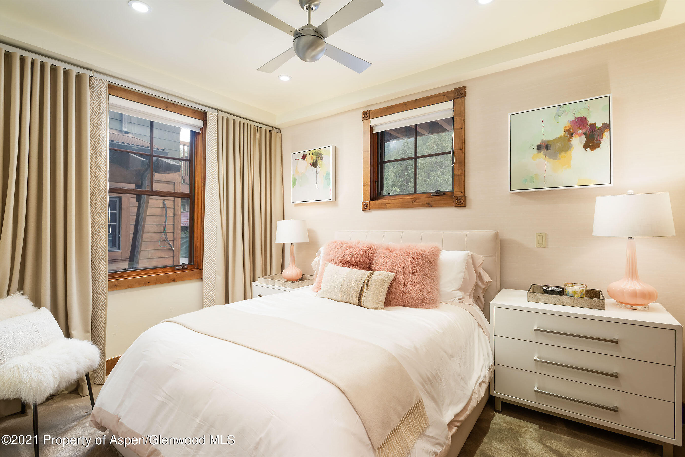 507 W Main Street, C101