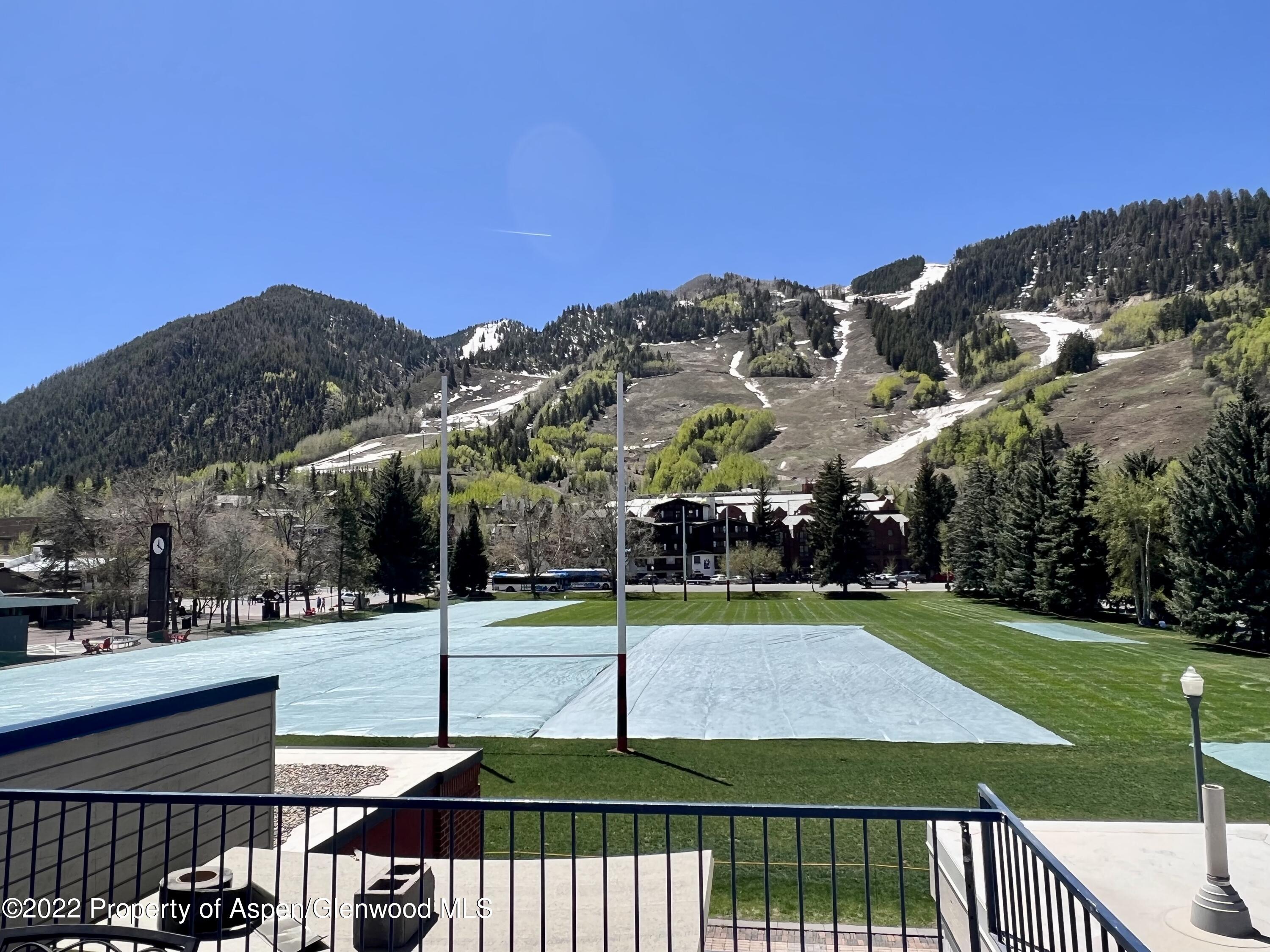 301 E Hyman Avenue, 104