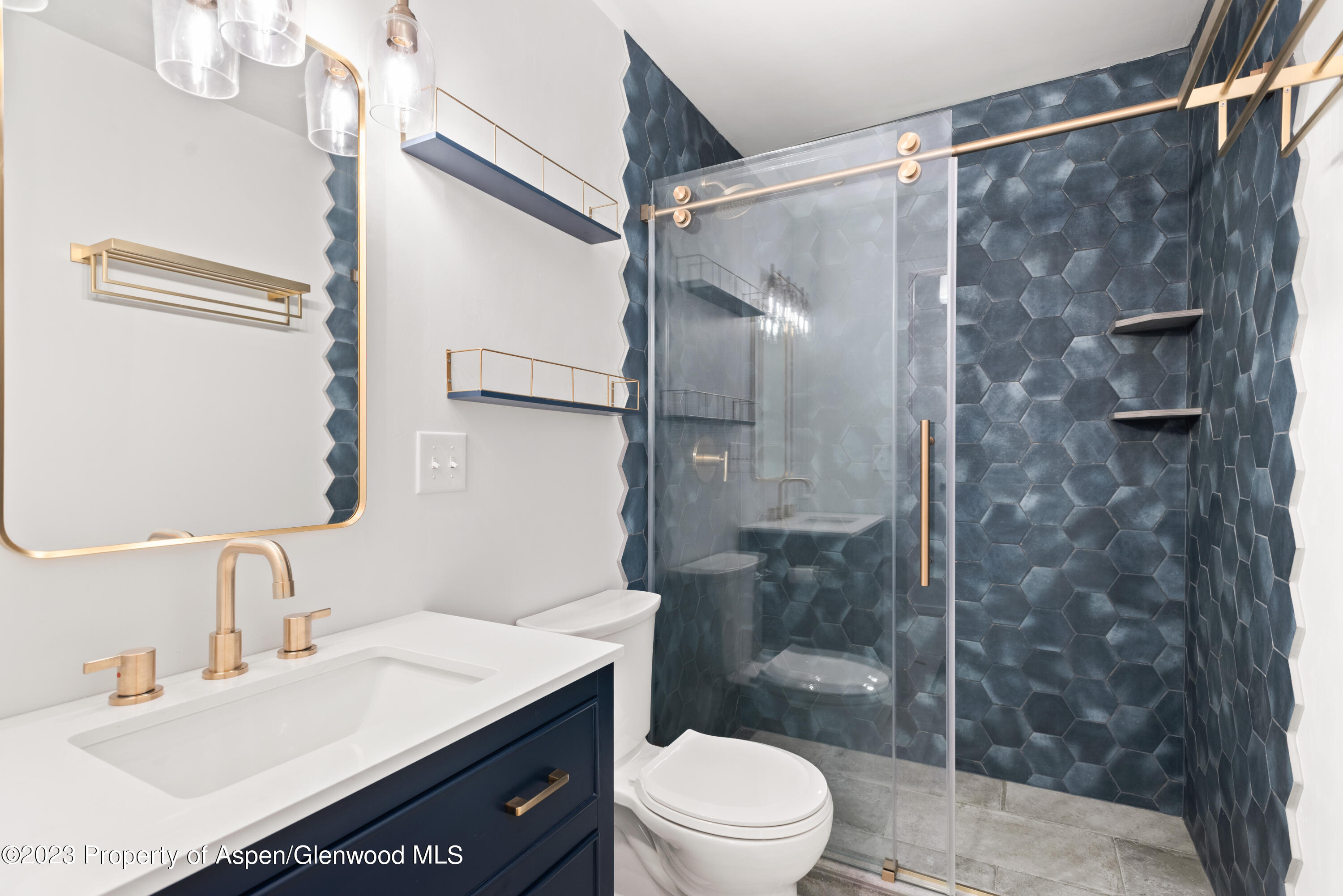 23284 Two Rivers Road, 7A