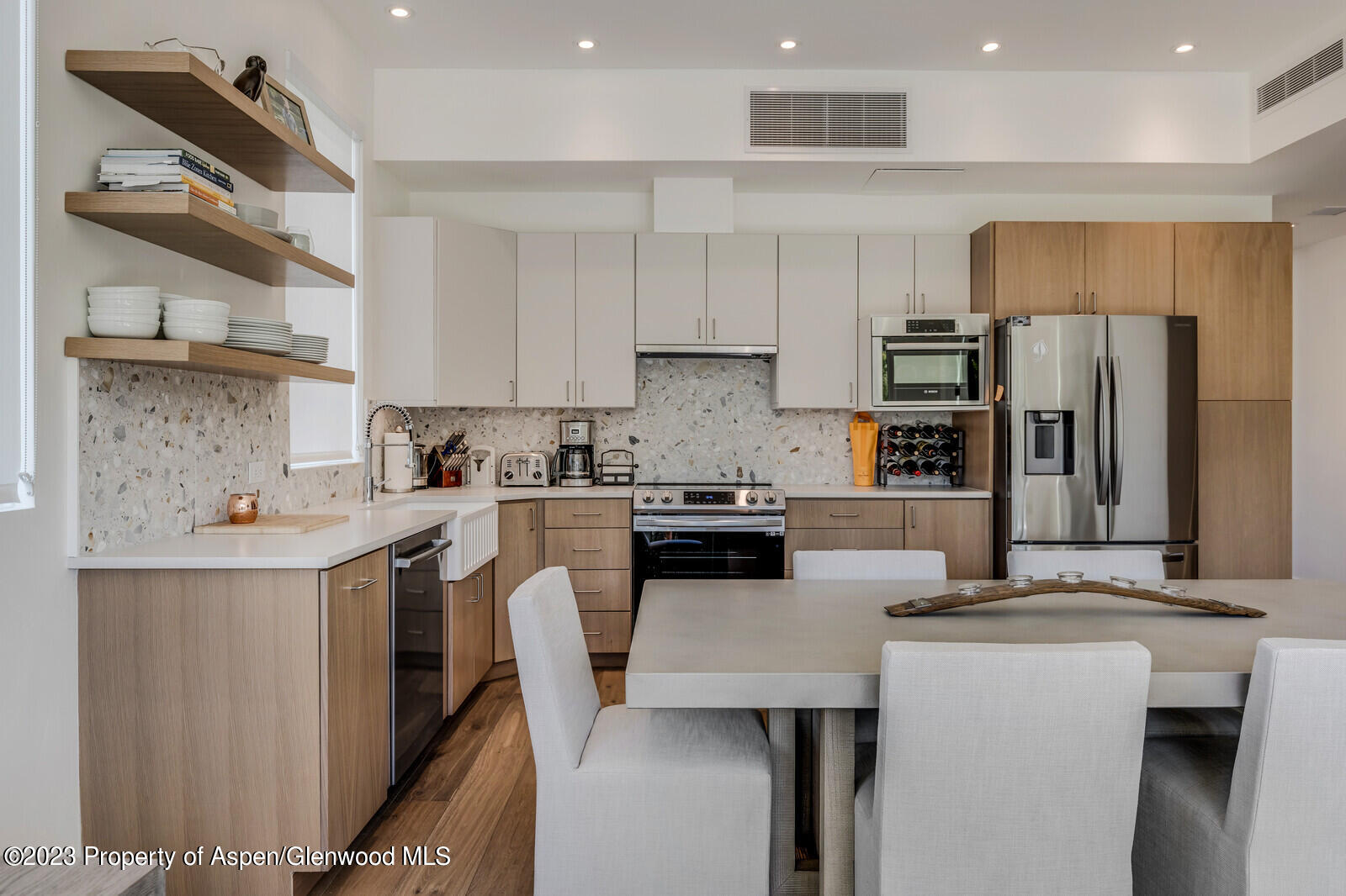 22860 Two Rivers Road, #370