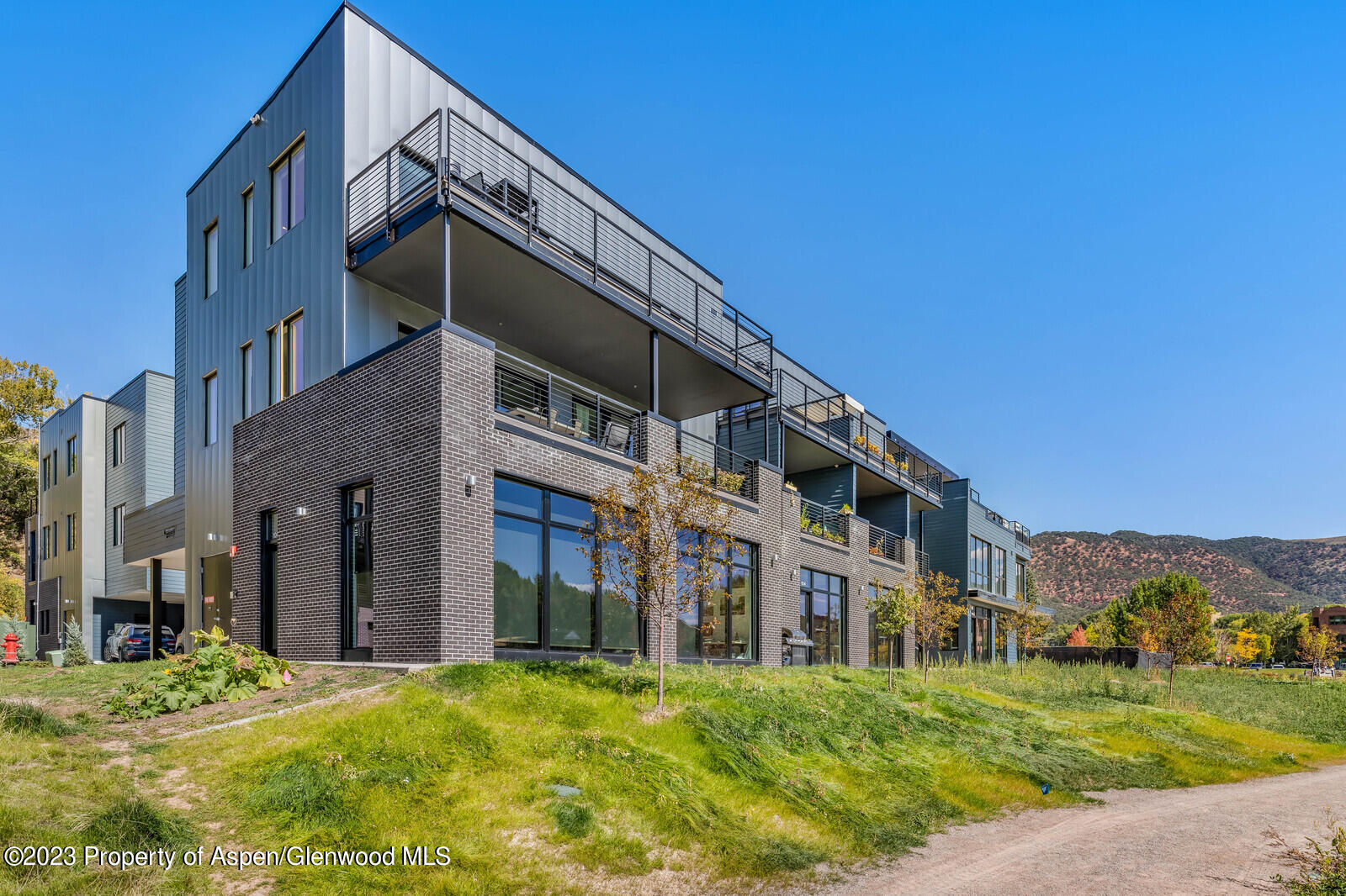 22860 Two Rivers Road, #370