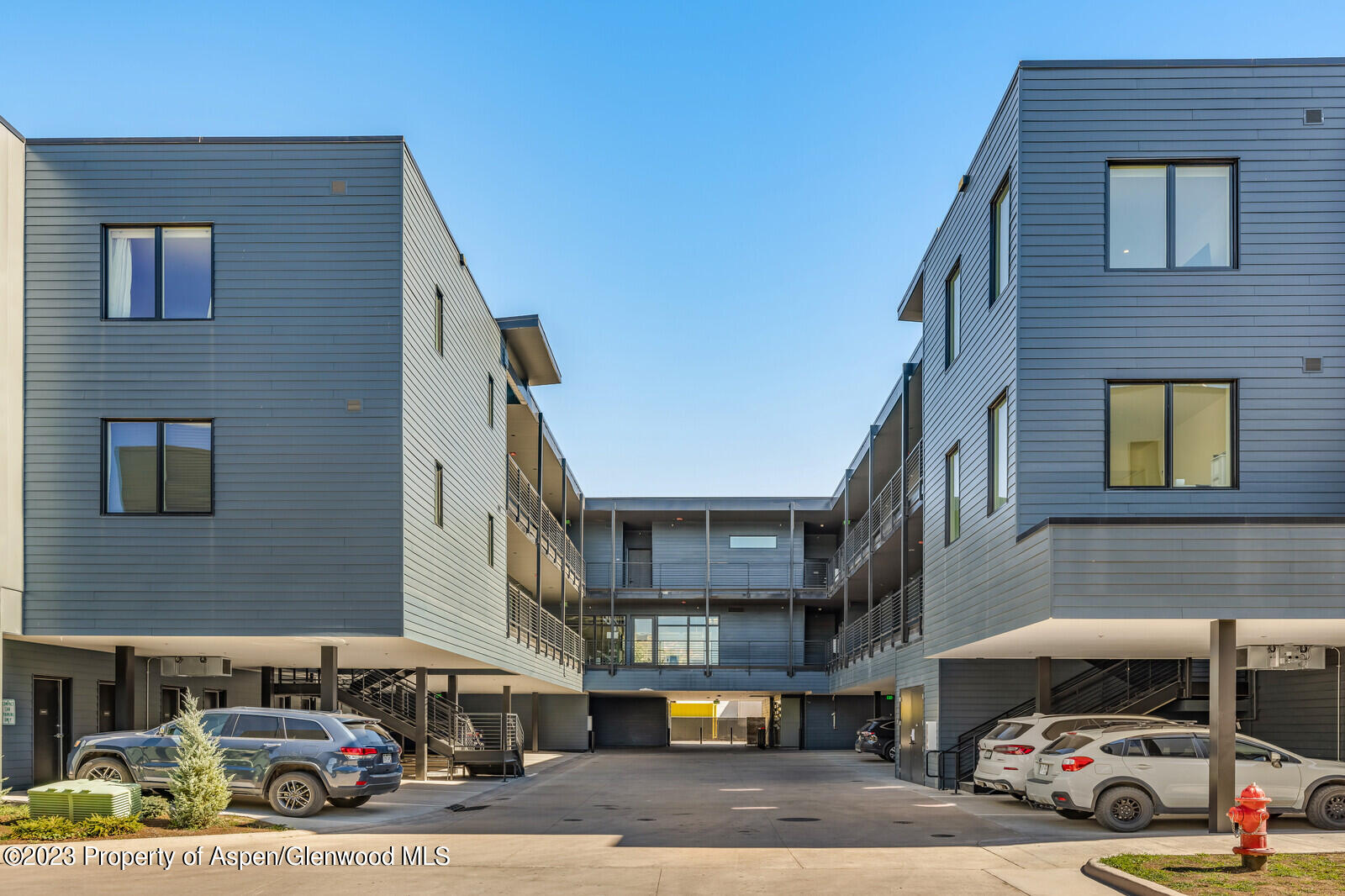 22860 Two Rivers Road, #370