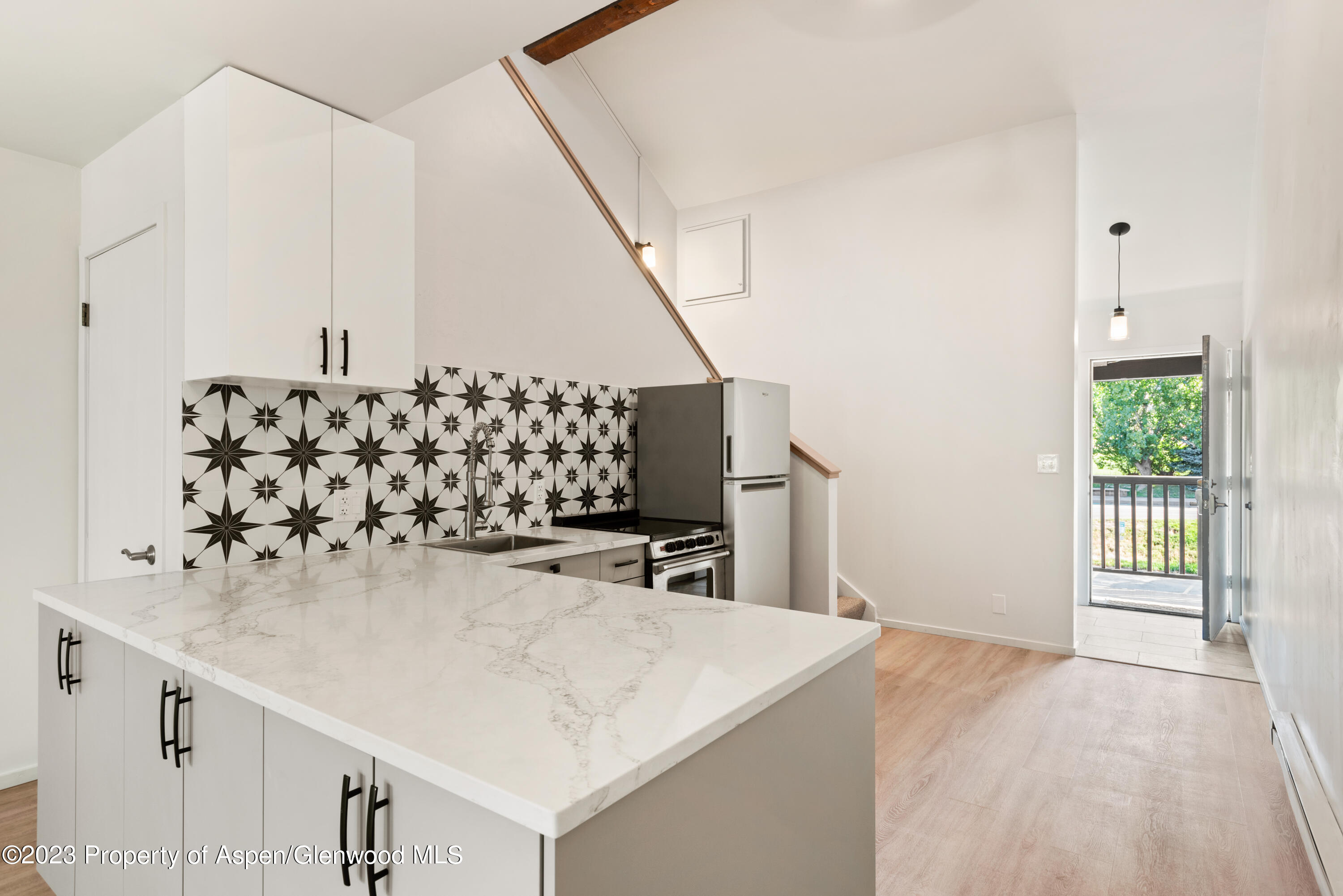 23284 Two Rivers Road, 7A