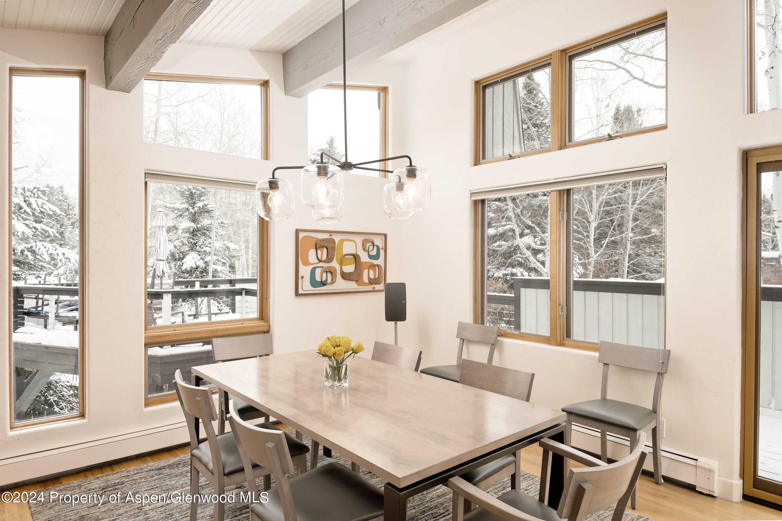 950 CEMETERY Lane, 2