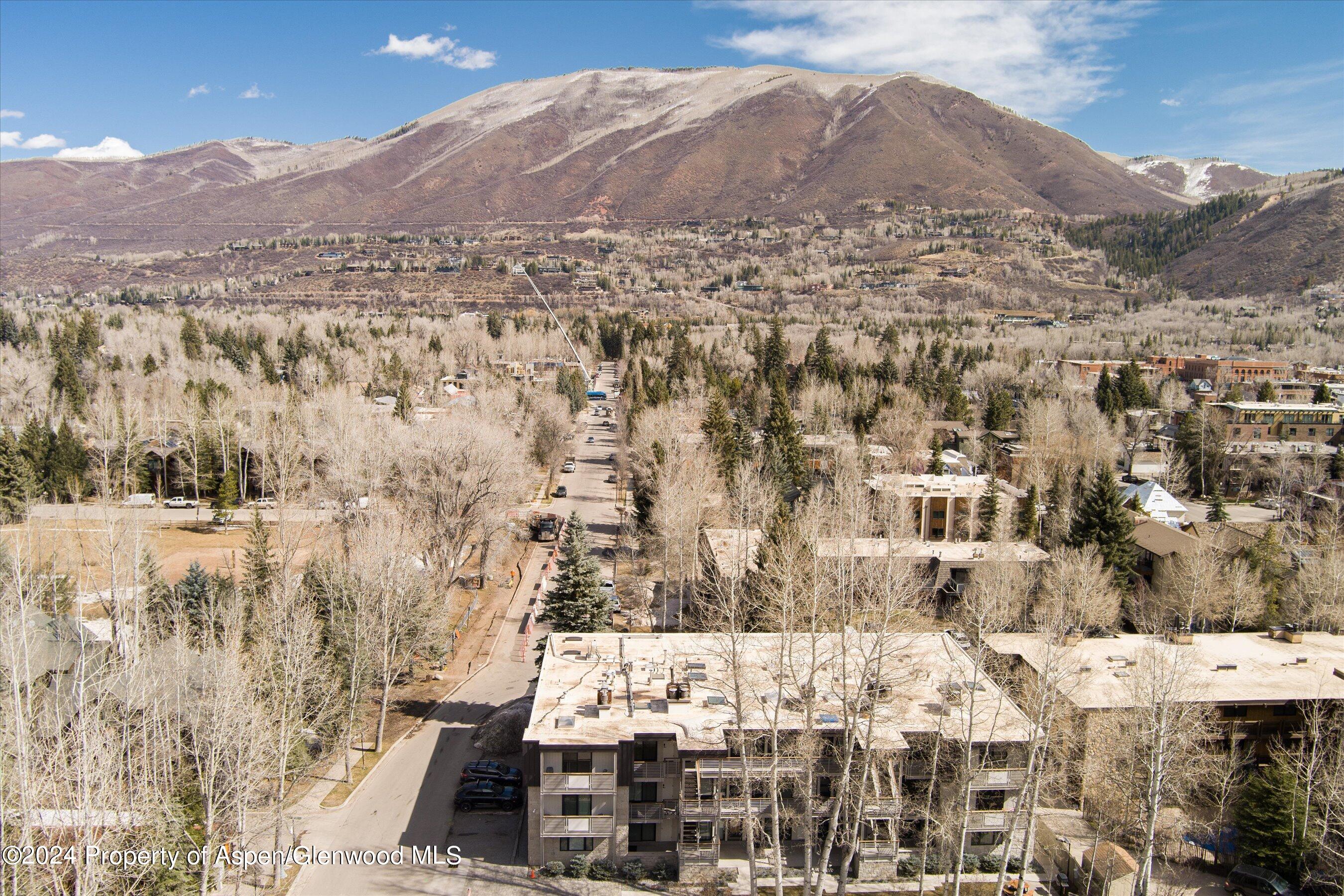 100 E Dean Street, Unit 1-D