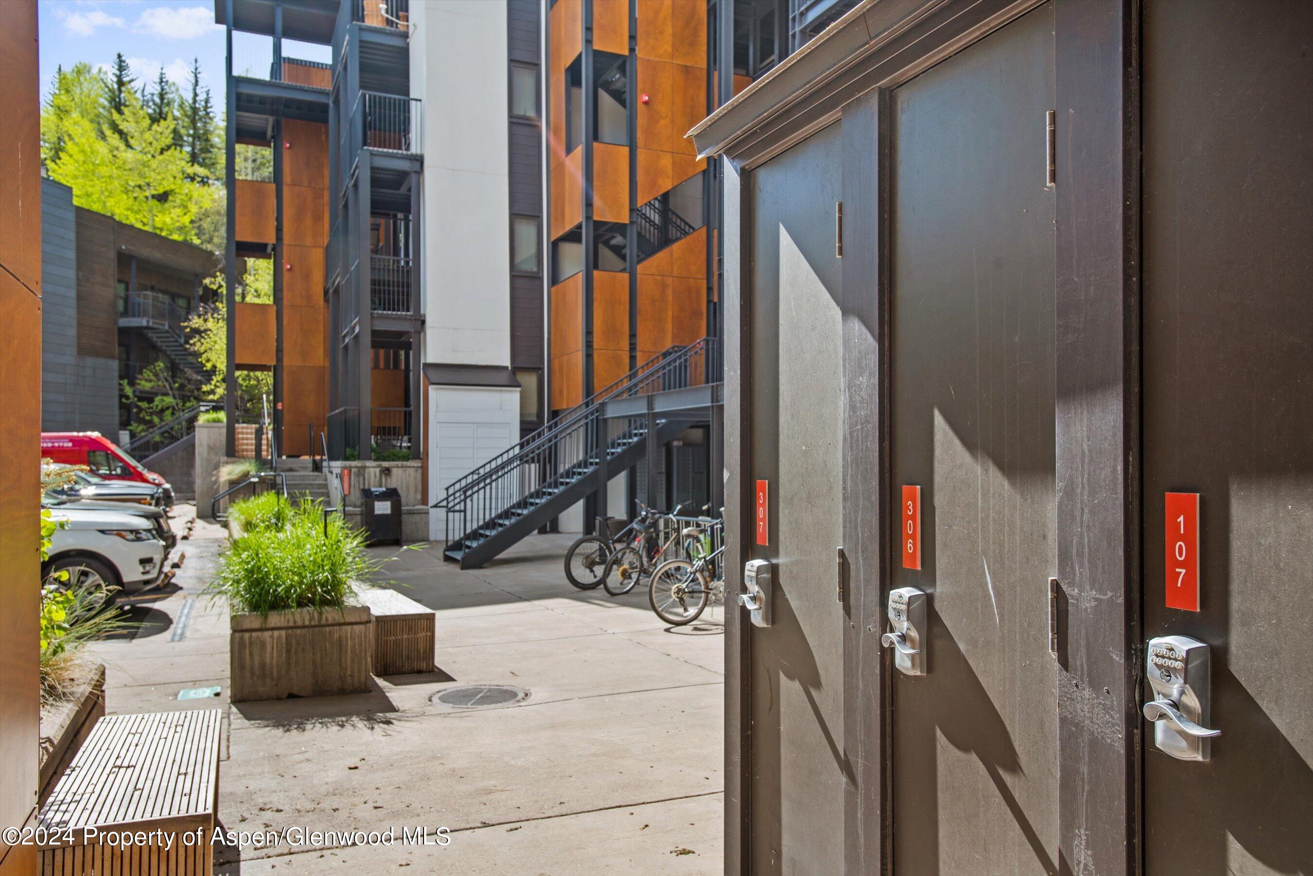 800 S Mill Street, #306