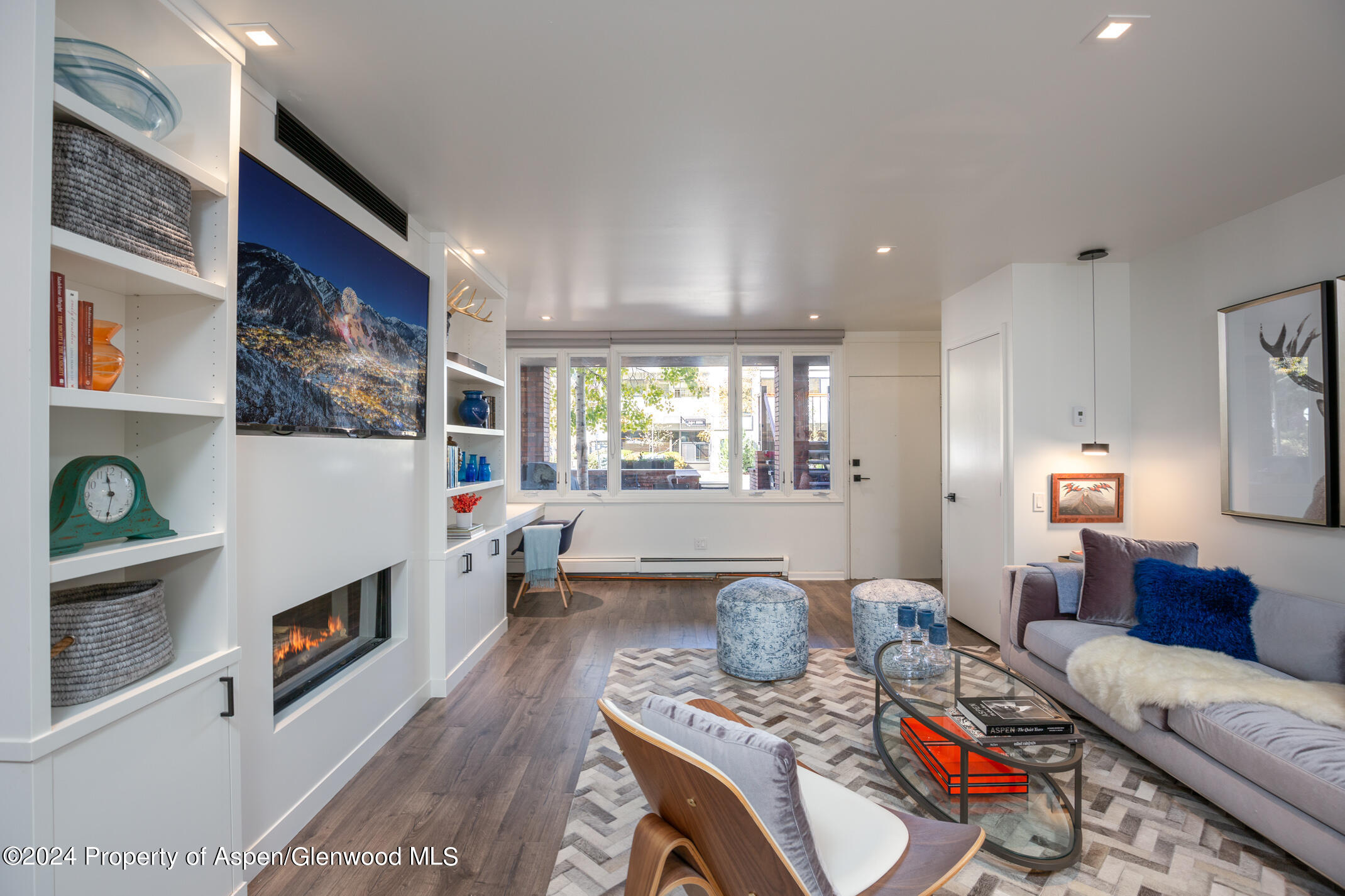 450 S Original Street, 4