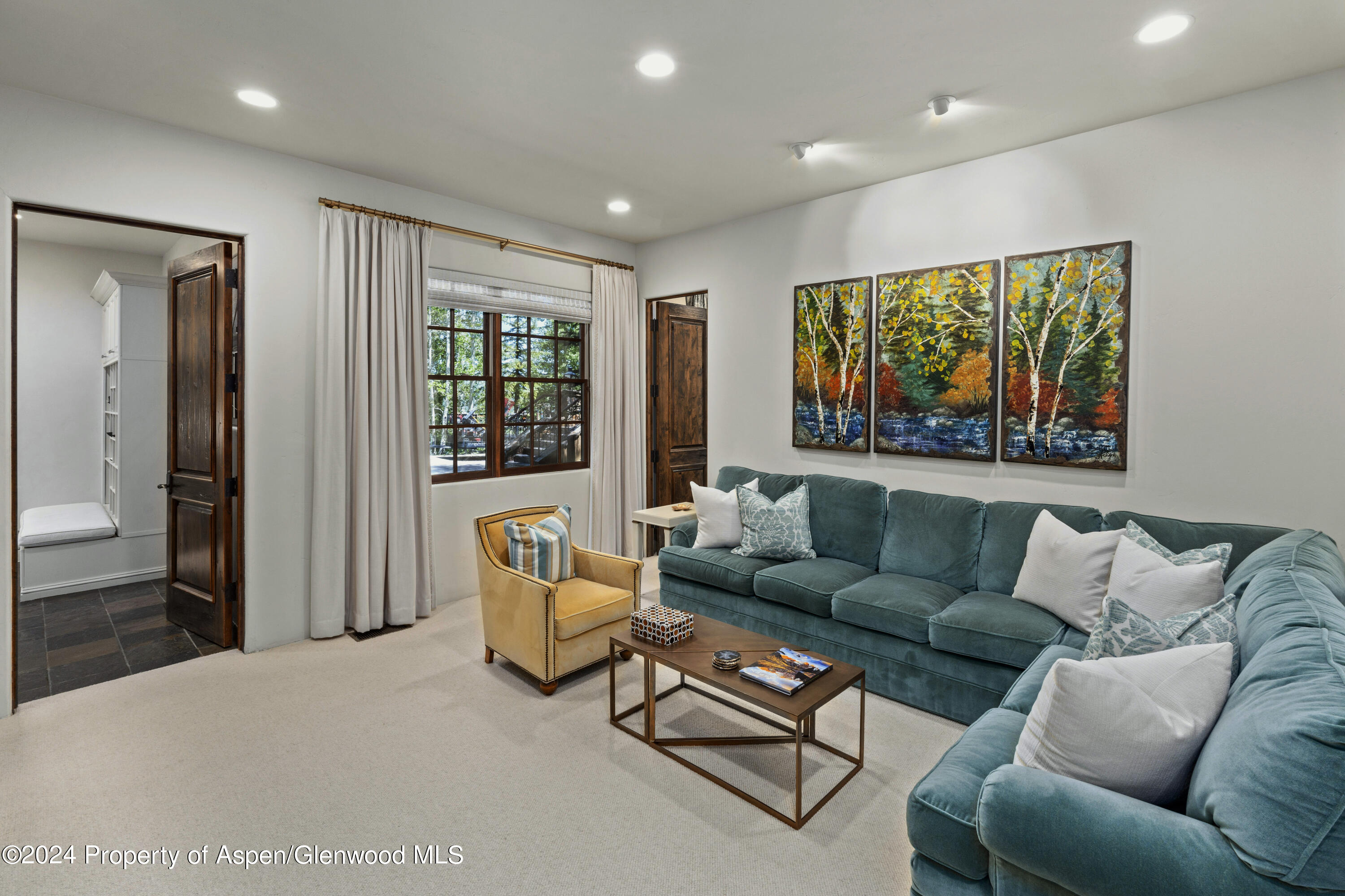 1277 FARAWAY Road